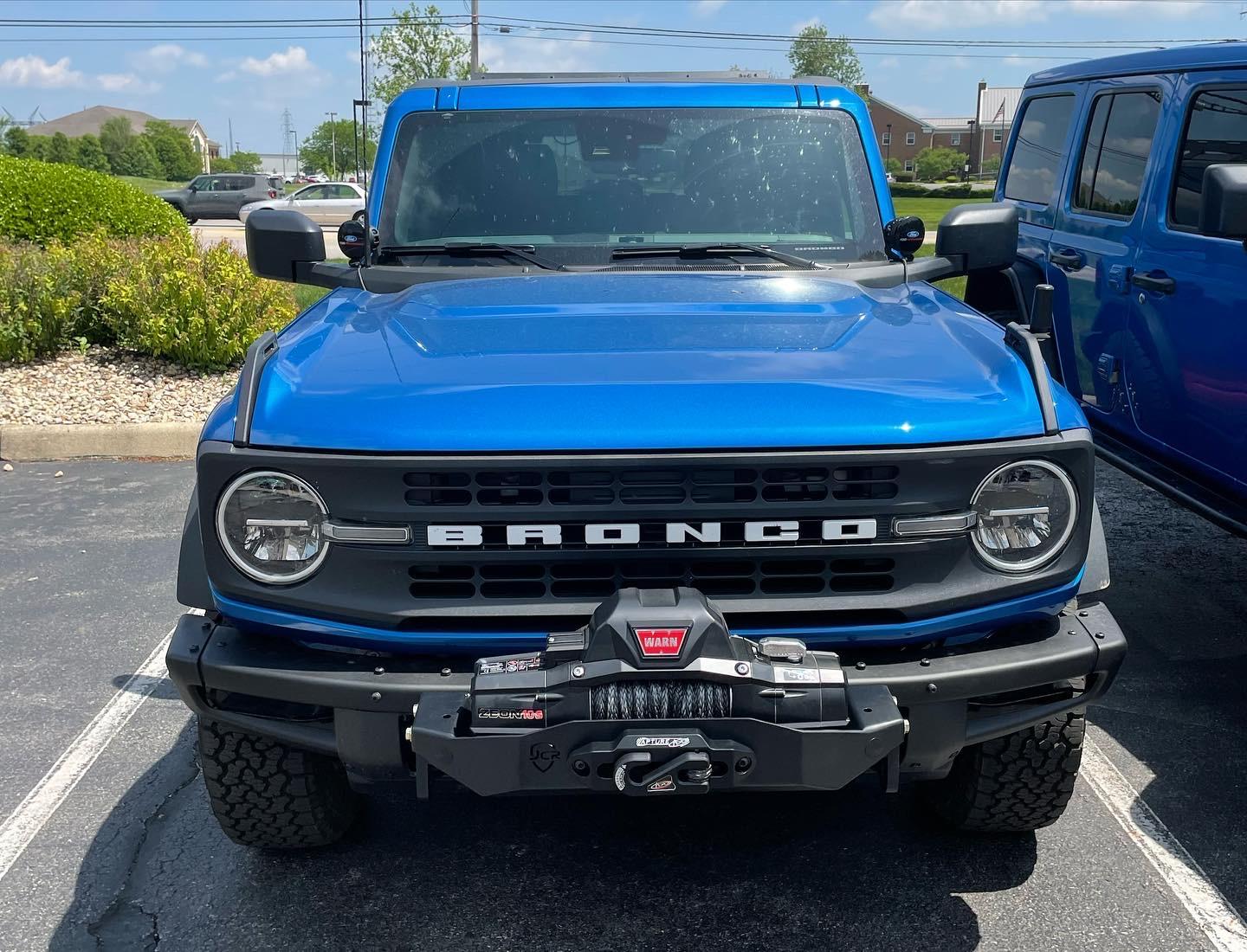 Ford Bronco Retro Sunset Stripes on my Black Diamond B665CDE6-A469-46D9-B72E-37142220DD6A