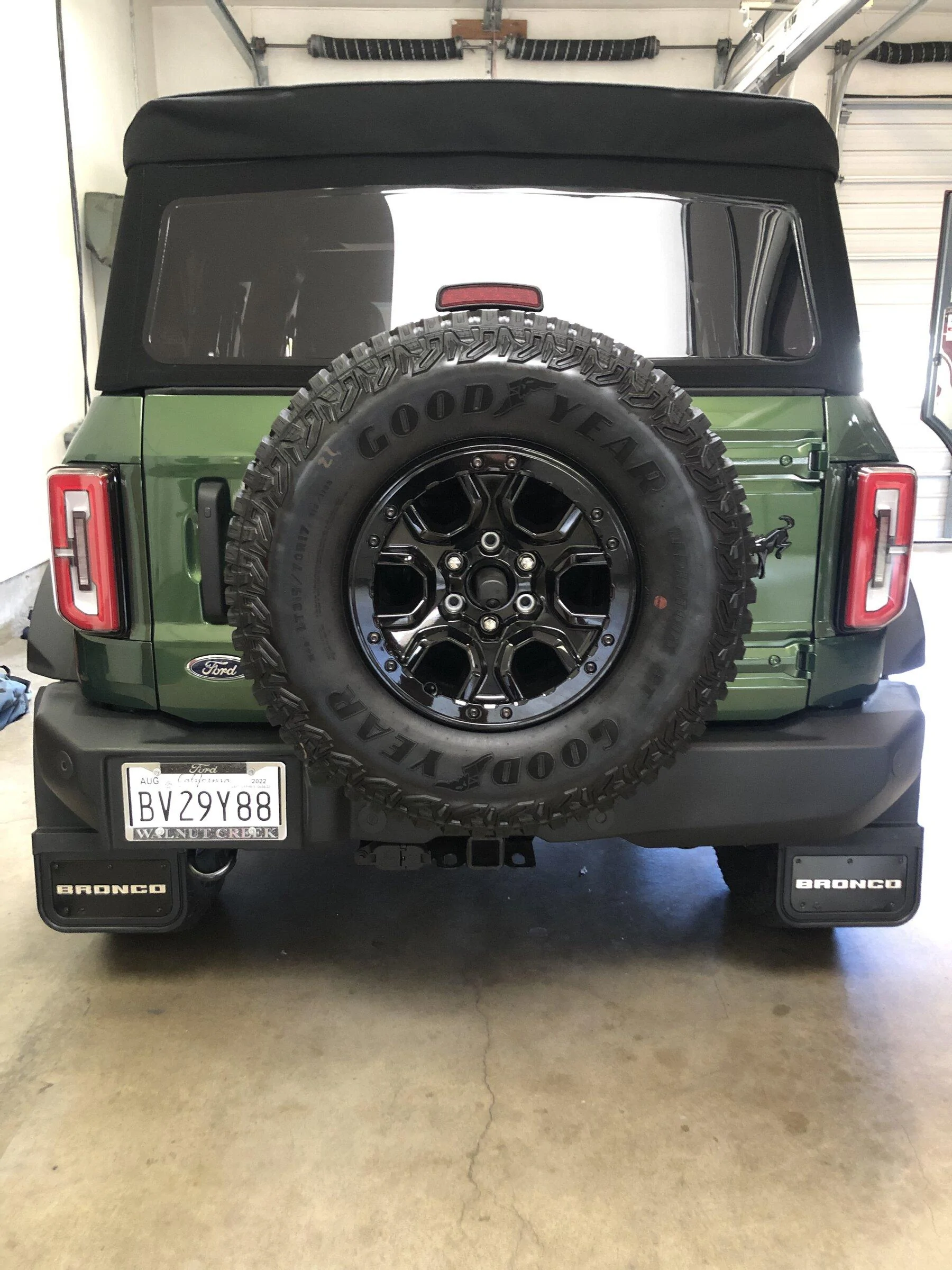 Ford Bronco Ford Gatorback Mudflaps Misinstalled? 14045E72-A6BA-41FD-B4F4-24A98313E1CF