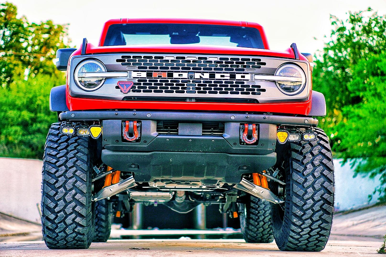 Ford Bronco My Badlands Race Red on 38's, 17" RTR wheels, 4.5" custom lift, custom steps & graffiti DSC00808-01