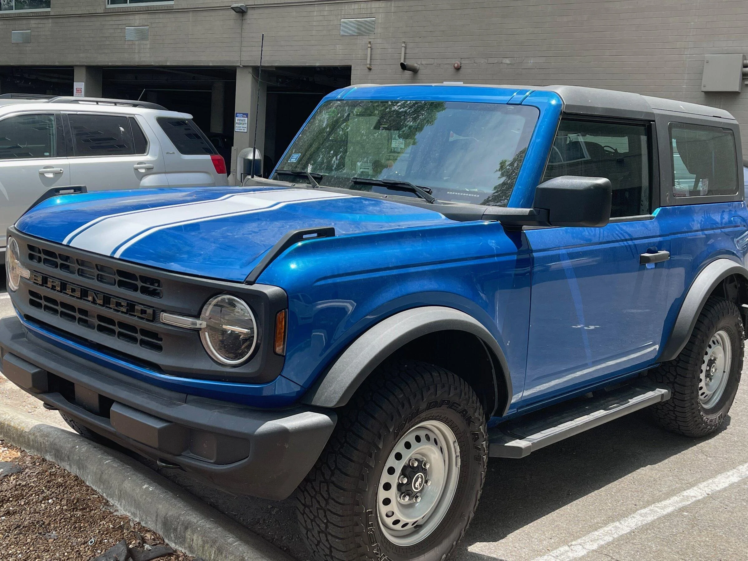Ford Bronco Bronco Team 2 door. RiderGraphixHoodStripes - 3