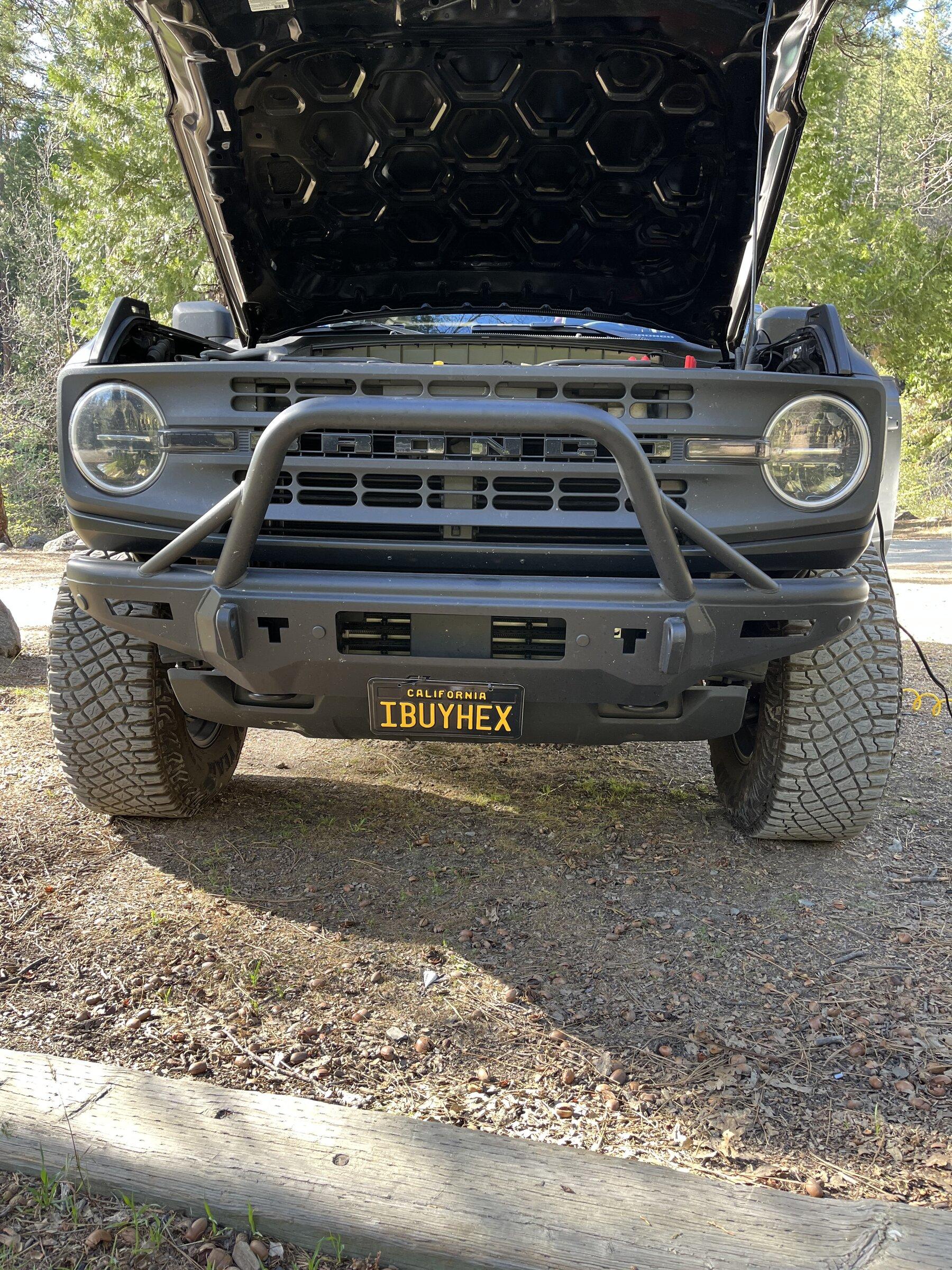 Ford Bronco 4WP Front Bumper w/ License Plate E27E3E82-98B9-4DA9-B72E-BA25572C5103