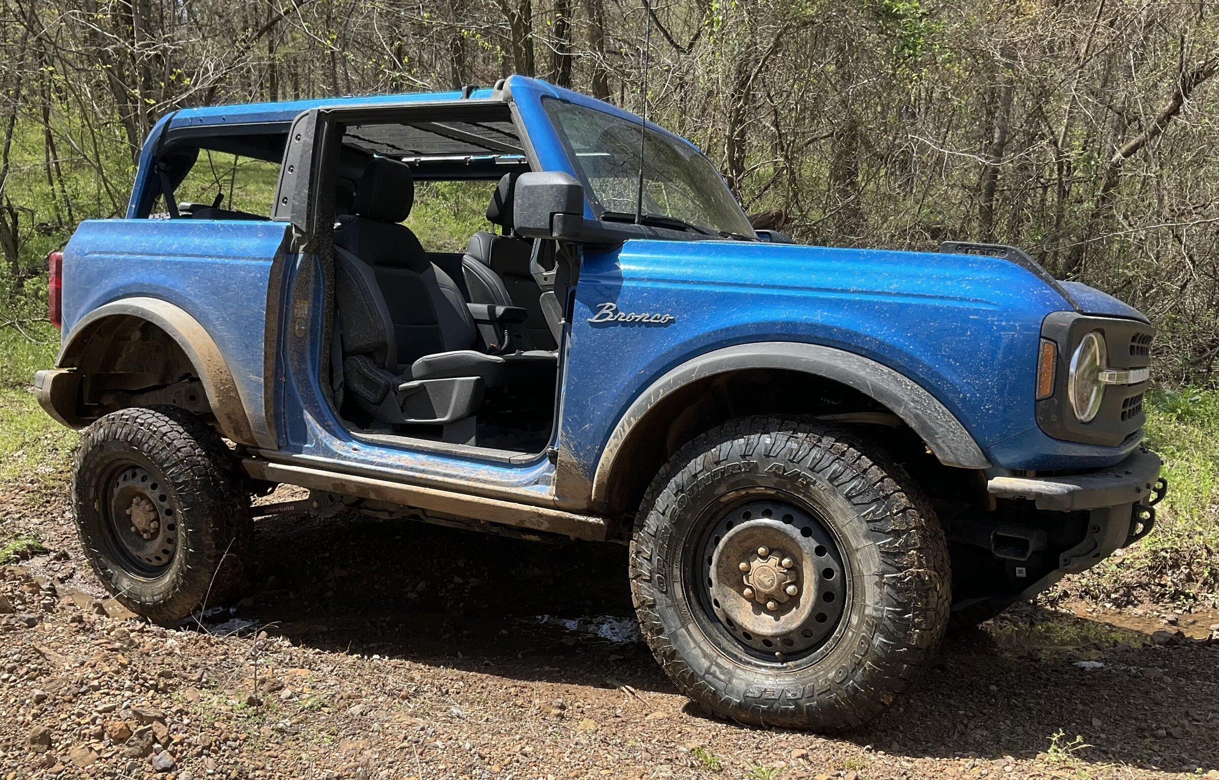 Ford Bronco Side Shot Saturday... A90BE1F8-C443-4786-BE58-3018A966B036