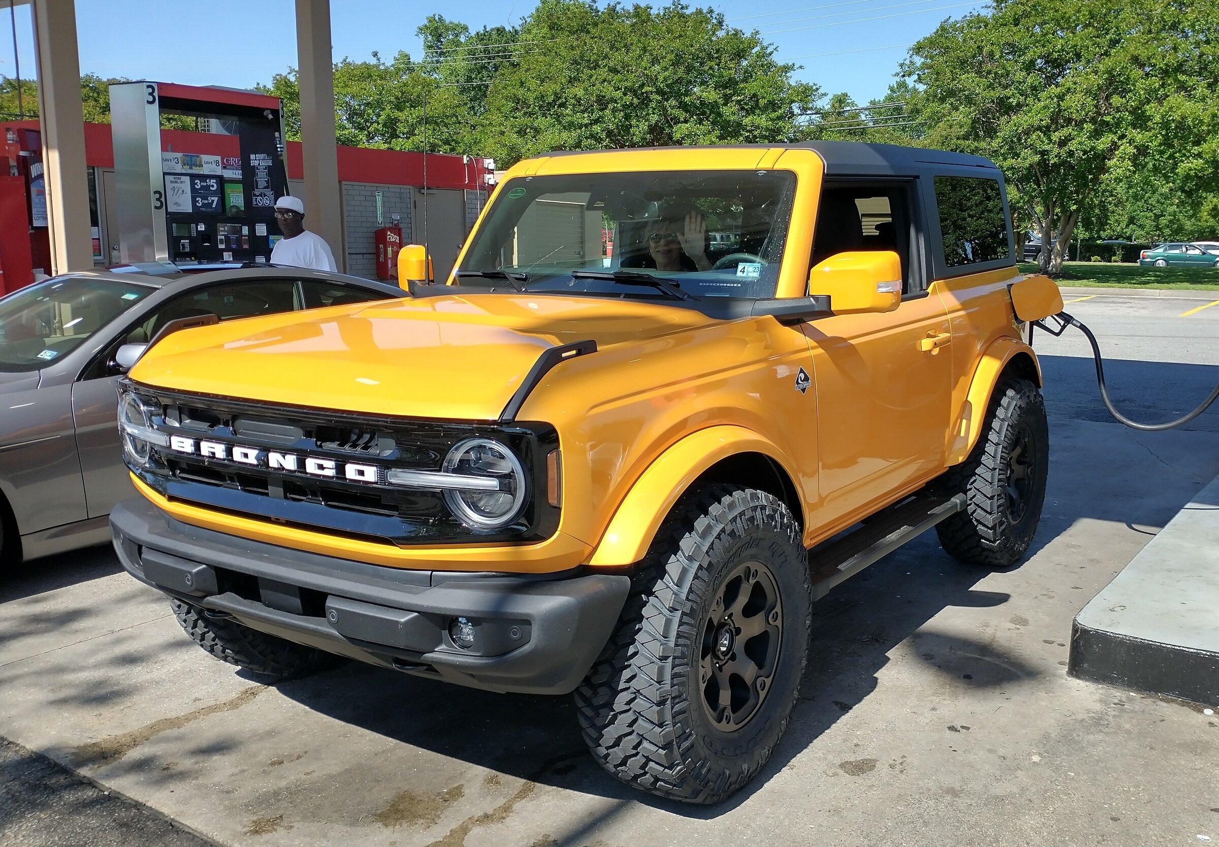 Ford Bronco Badlands Non-SAS on 35x12.5x17's...Does it even lift Bro? IMG_20220517_100547146_HDR~2