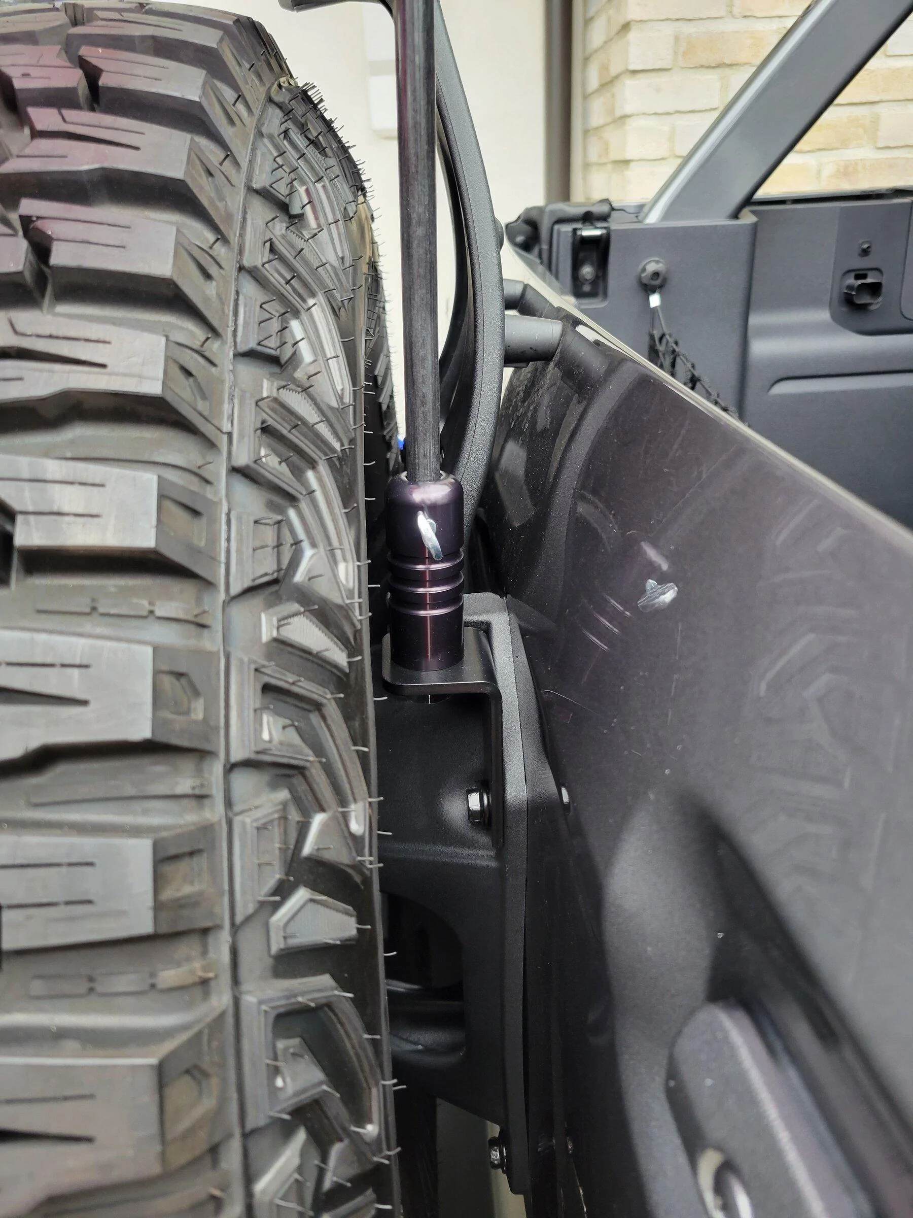 Ford Bronco Antenna mount for CB/GMRS/HAM 20220521_103929