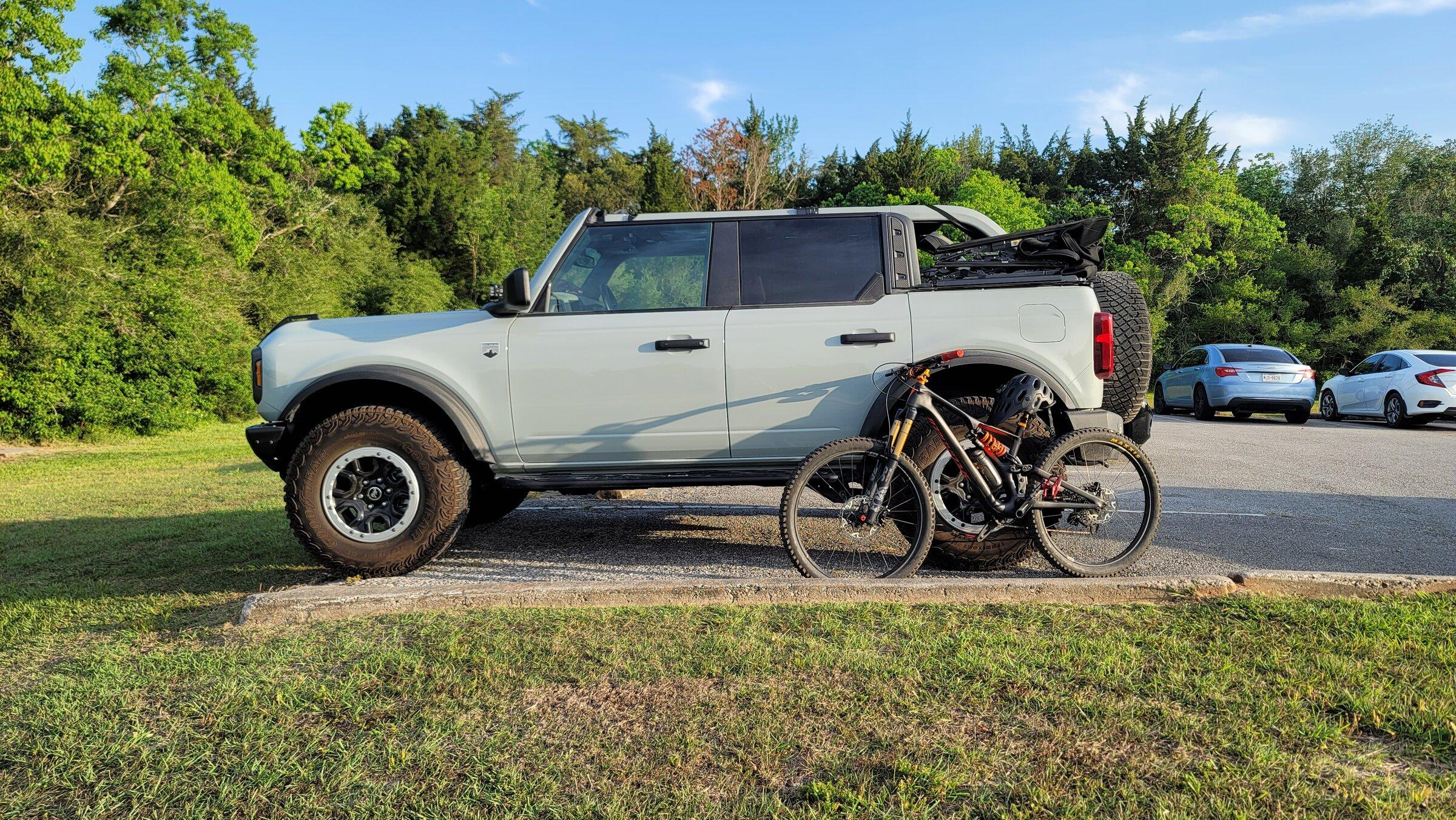 Ford Bronco Side Shot Saturday... 20220513_185508
