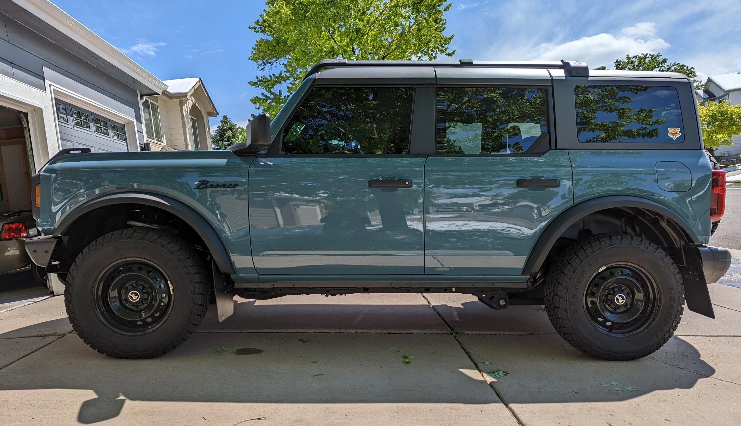 Ford Bronco Side Shot Saturday... PXL_20220521_213015782~3