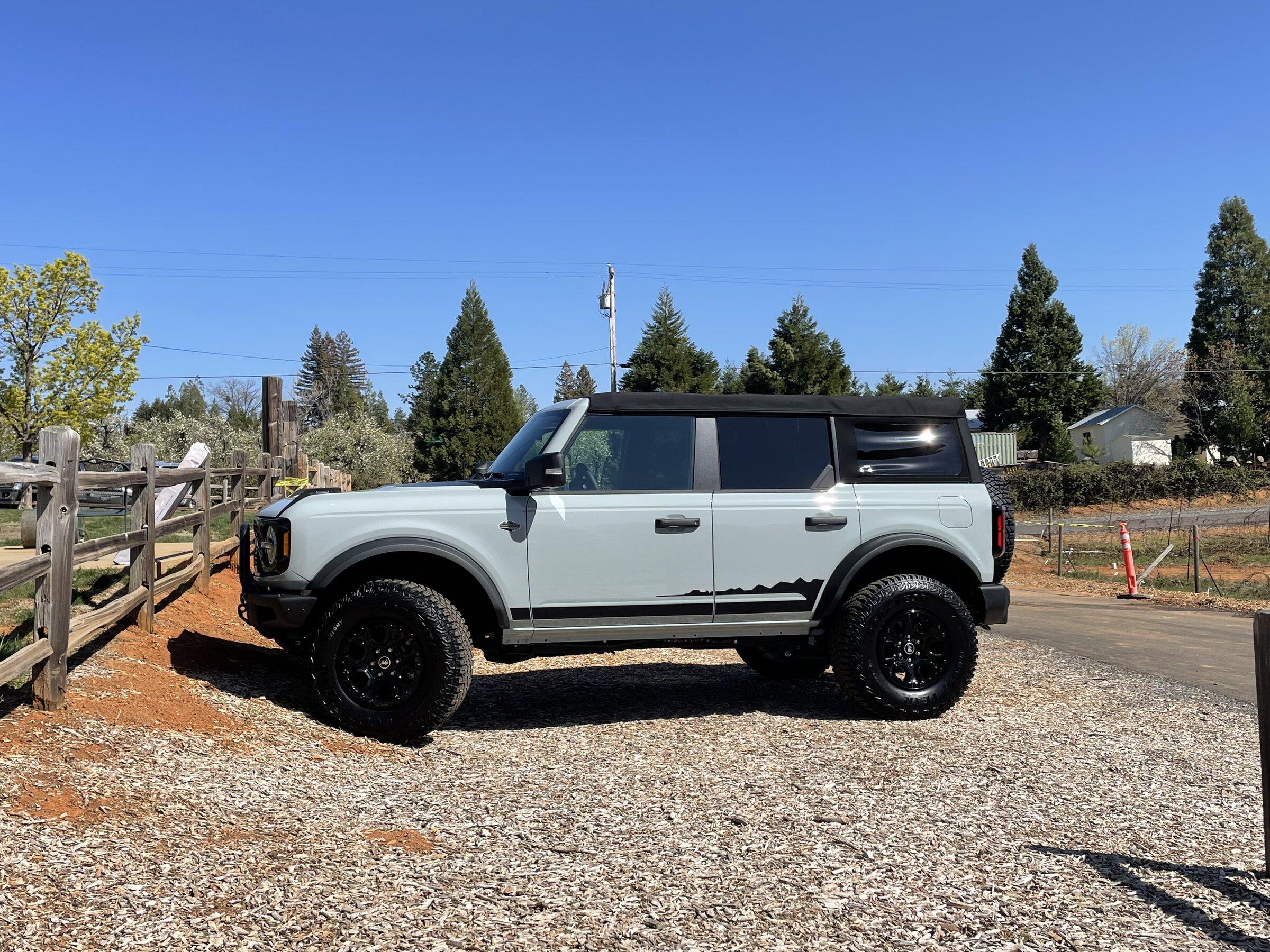 Ford Bronco Side Shot Saturday... 78F43922-DD7E-459D-A4D3-C19790AE5690