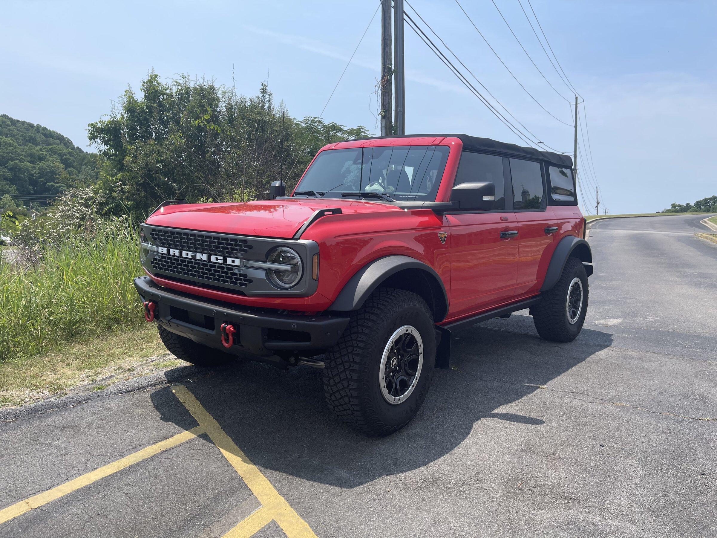 Ford Bronco Side Shot Saturday... 62EA3A9A-862C-4571-9AE4-D05D283B3141