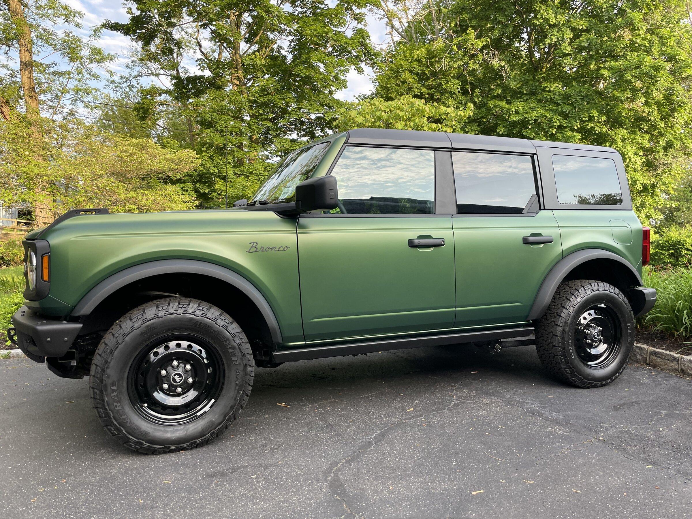 Ford Bronco ERUPTION GREEN Bronco Club F997D673-0560-48FA-B36B-1ECB73AB403D