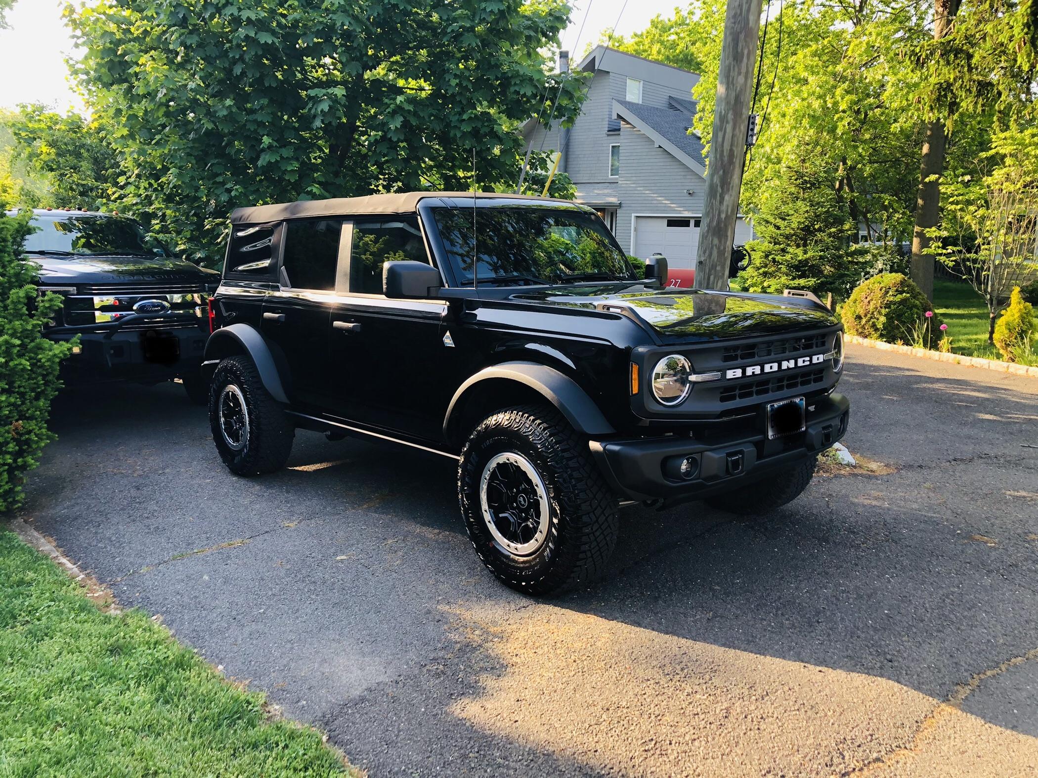 Ford Bronco 🛠 1/17/2022 Build week group 67486279144__04D7ADAF-57F7-4F88-BF8B-E770E6D37F97
