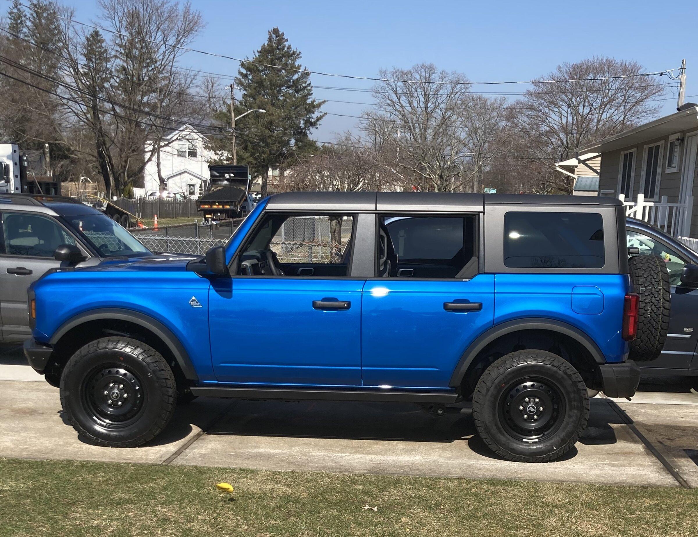 Ford Bronco Side Shot Saturday... B6A08F4B-9834-4C7C-8181-E37DE83E33F4