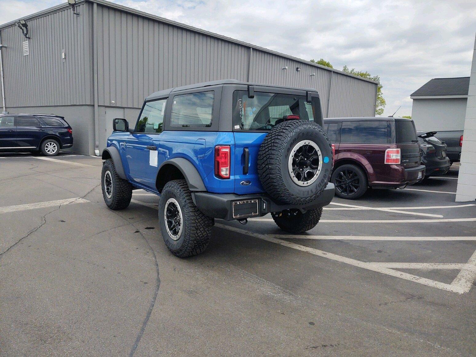 Ford Bronco 5/9 Build Week group. (ManSquatch Week) output_image1652983678622
