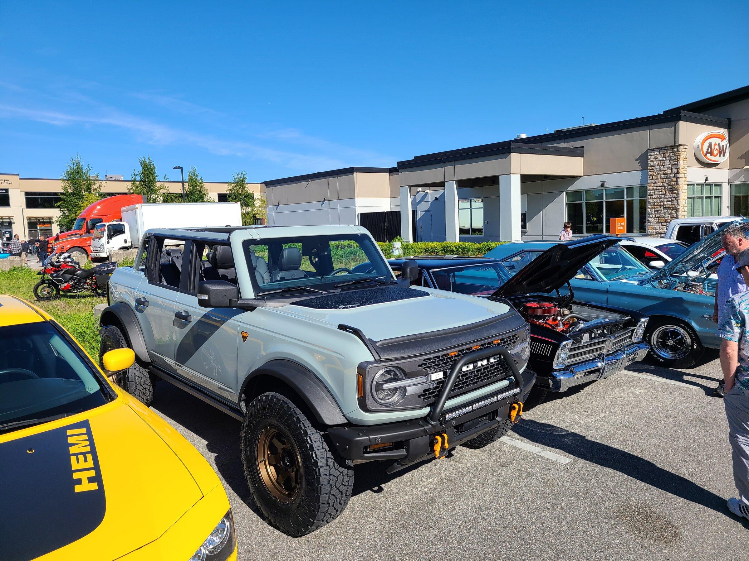 Ford Bronco Post Your Topless Broncos 20220522_090727