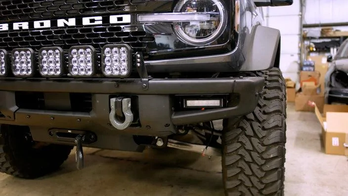 Ford Bronco Diode Dynamics Lighting FordBroncoSS6FogLight_704x416