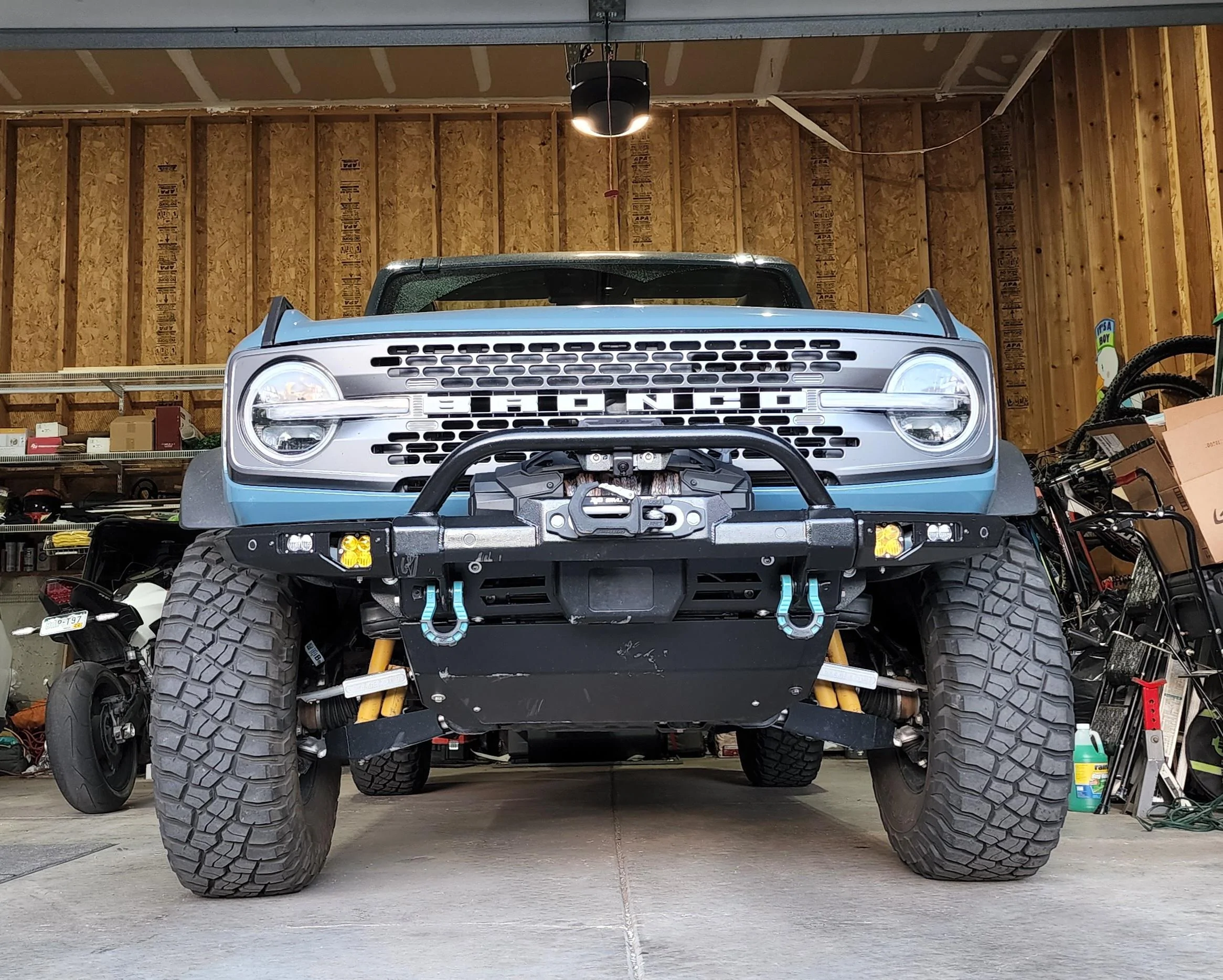 Ford Bronco Hefty Fabworks Ultimate Bumper! 20220515_195314(1)