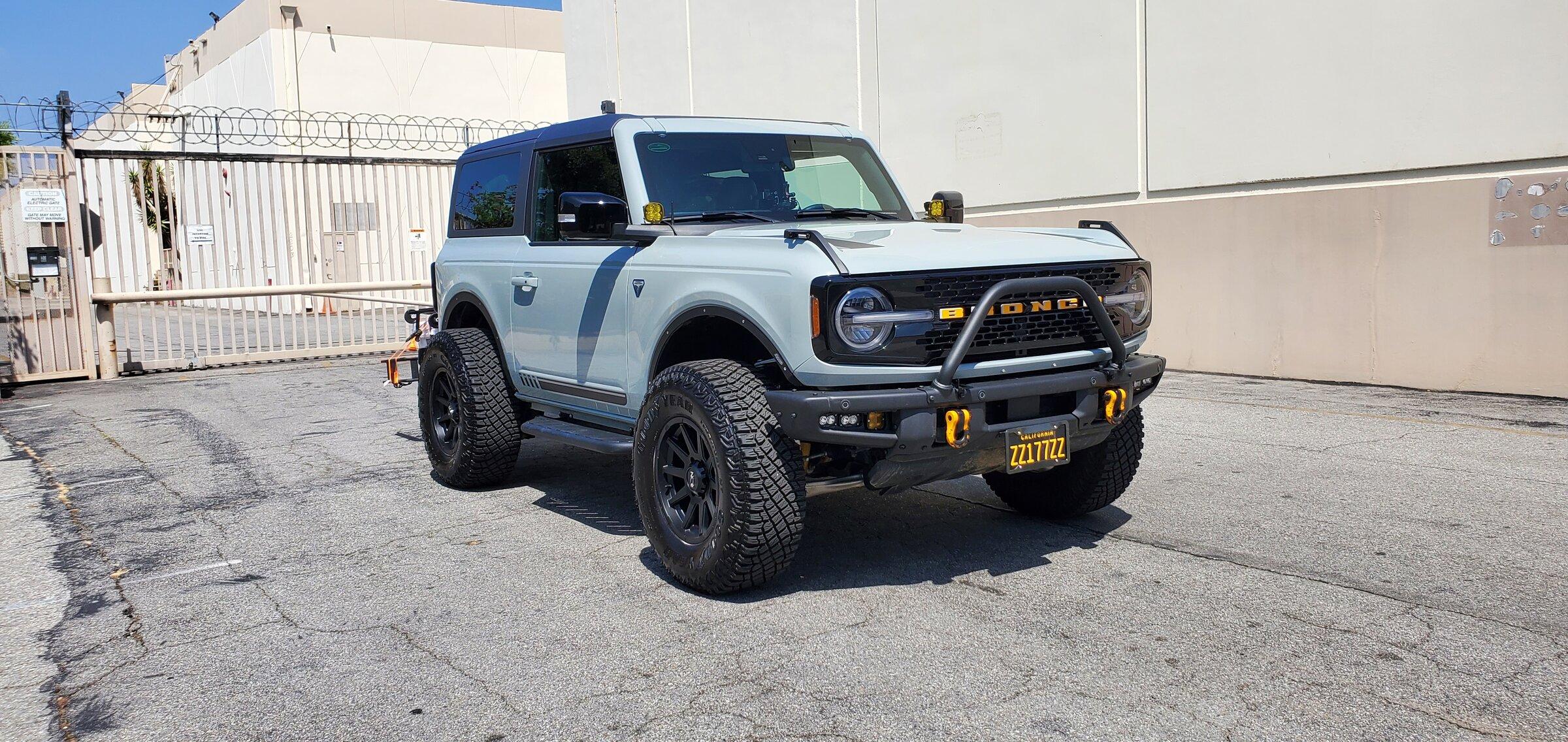 Ford Bronco First Edition 2-door build 20220501_110457