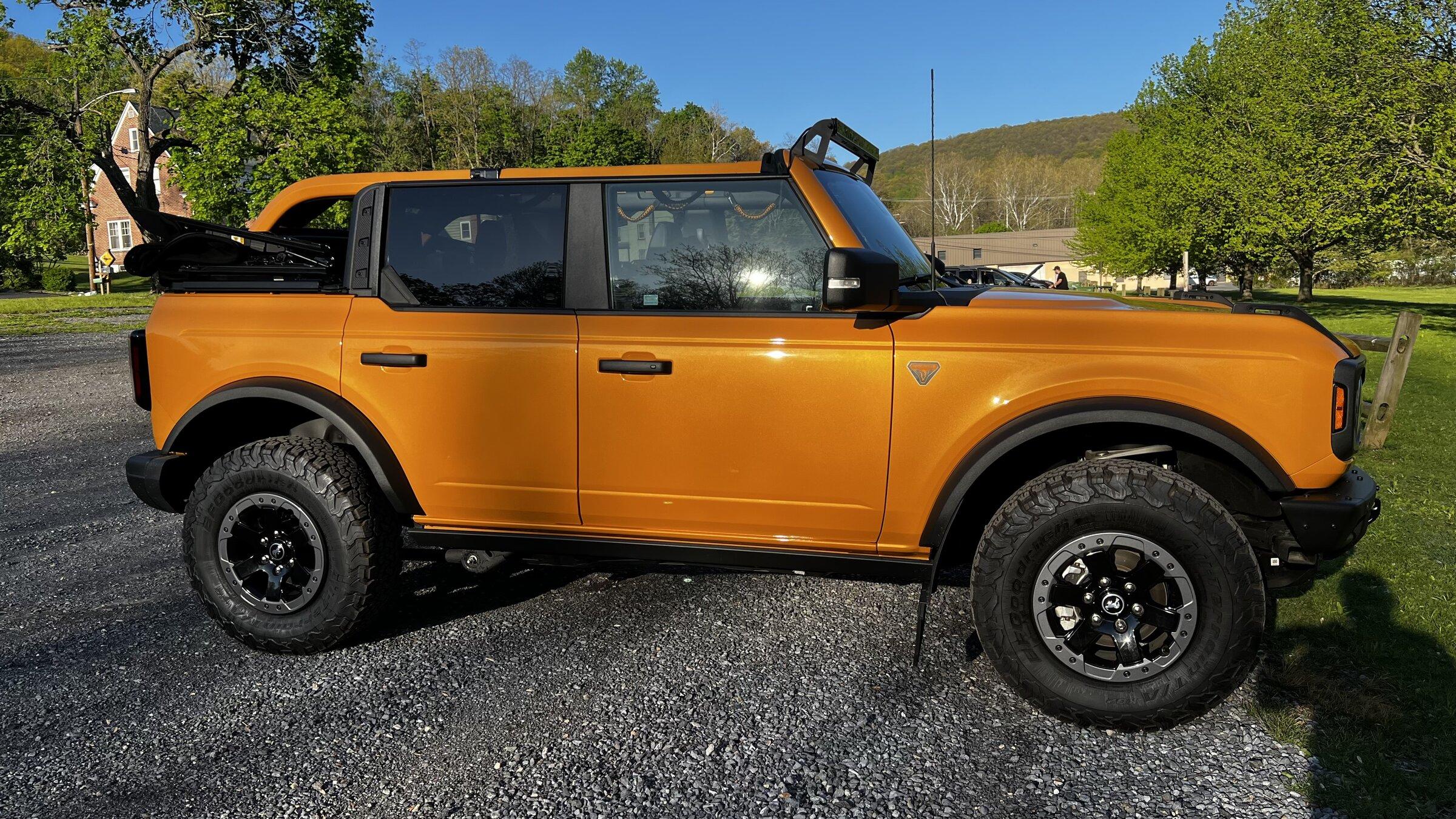 Ford Bronco Side Shot Saturday... 55F96AFC-624C-4253-98E5-2CB426D29D70