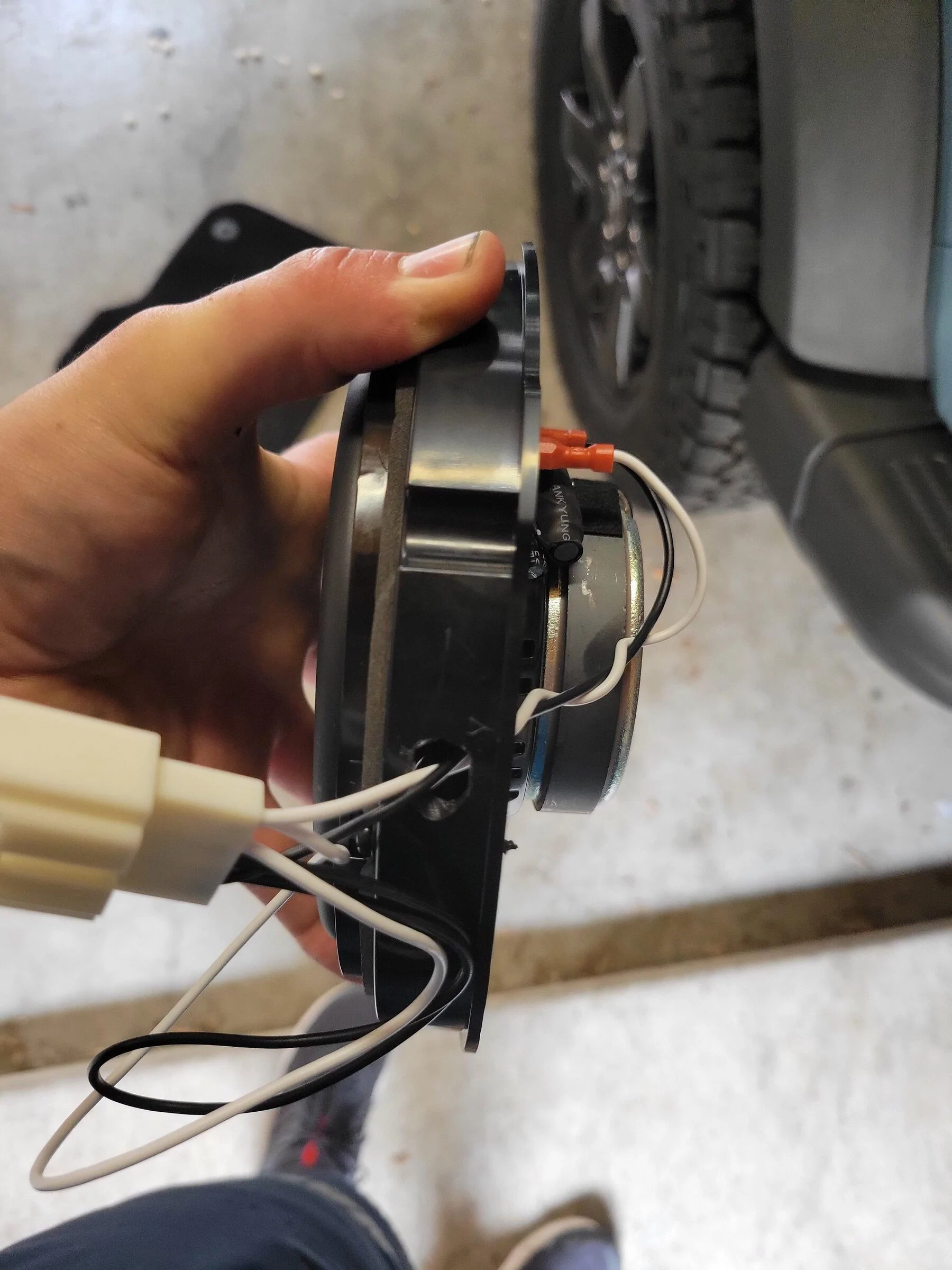 Ford Bronco Not a Kicker speaker install... with pics! 20220520_144734