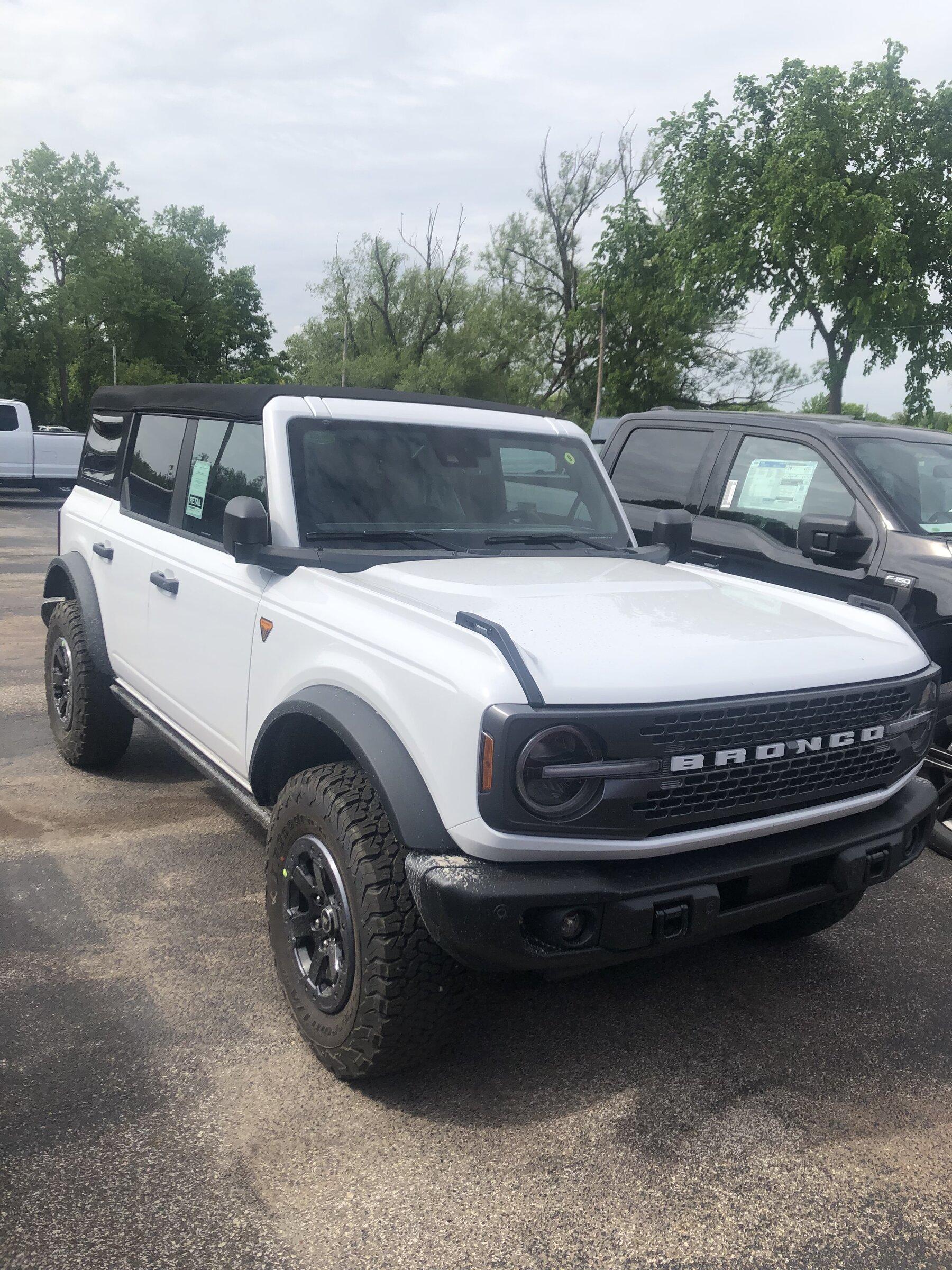 Ford Bronco 5/2/22 Build Week Group C73C8537-9885-43AC-B45E-40085B596334