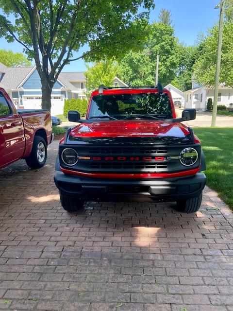 Ford Bronco RACE RED Bronco Club front