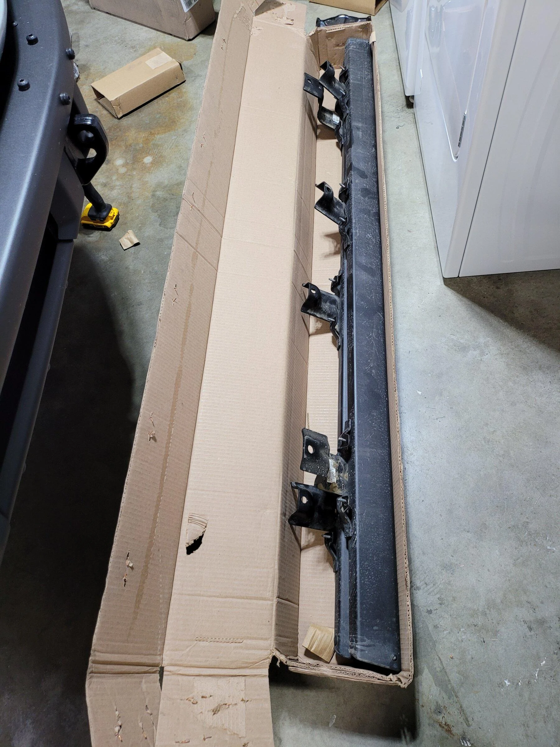 Ford Bronco OEM rock rails 4 door. 20220429_143251
