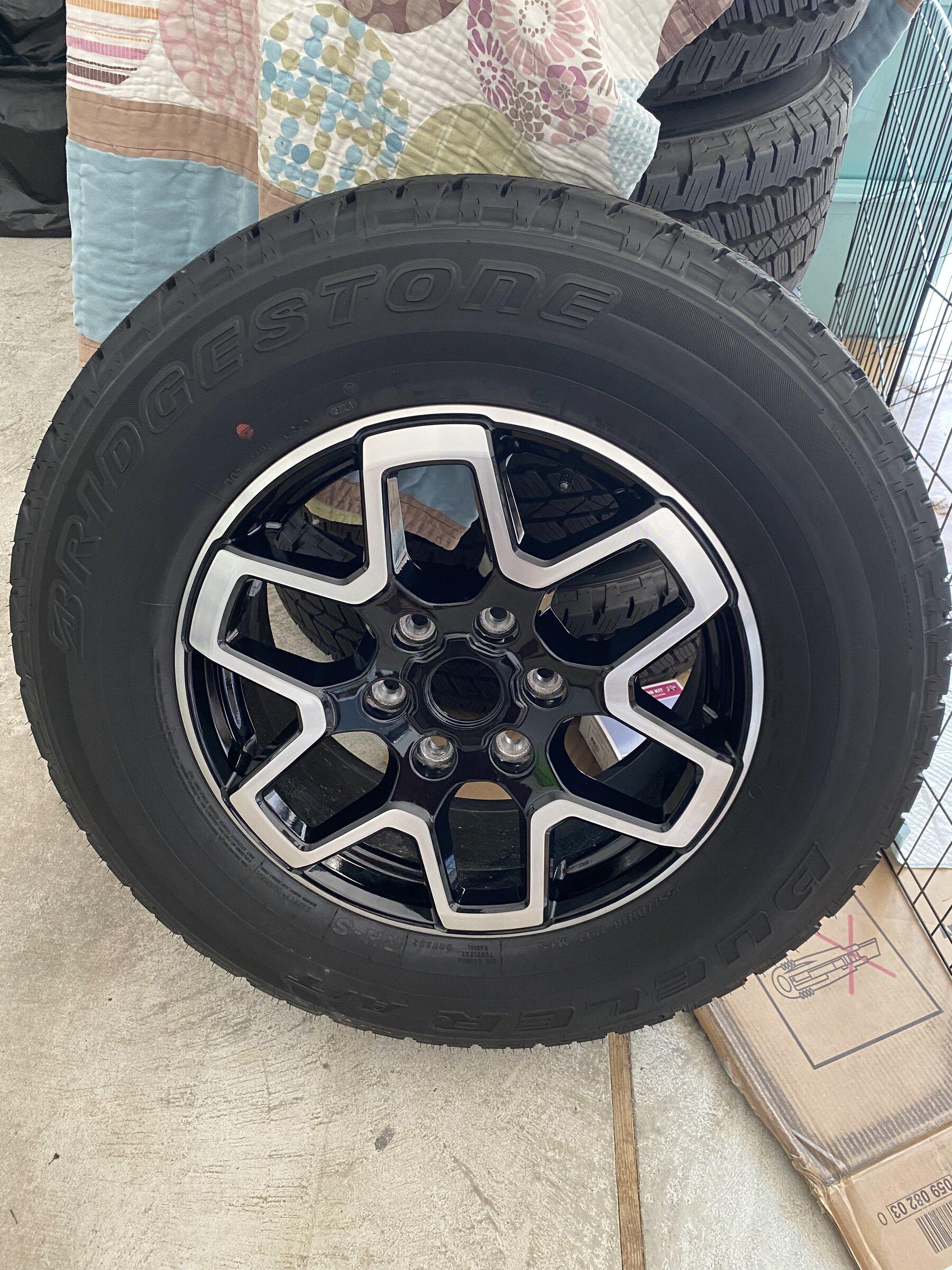Ford Bronco For Sale:  5 Outer Banks wheels & tires $600 FDF80696-46D3-4961-A3EA-EB3E0E590F07