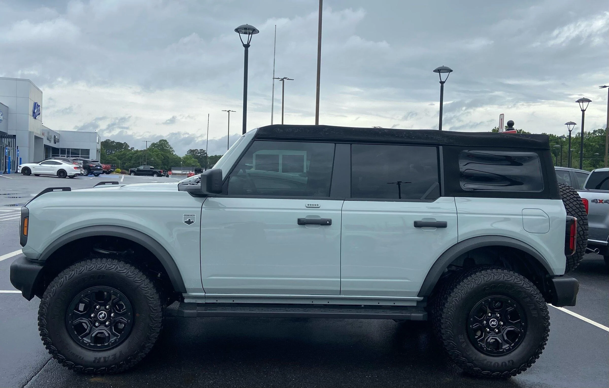 Ford Bronco 5/2/22 Build Week Group CAD80D10-0781-4D6D-B9BF-85C537ACF27E