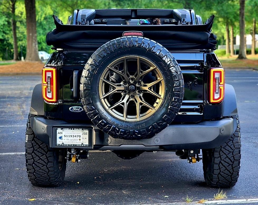 Ford Bronco Almost 2 years and finally arrived! Black Wildtrak + Bronze Vossen Wheels SmartSelect_20220527-200547_Messages