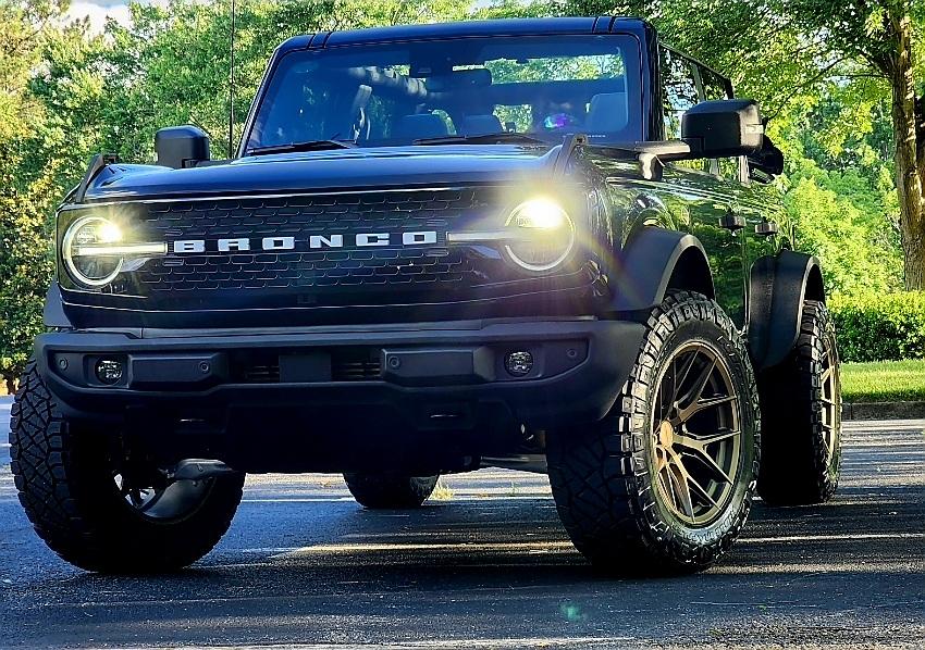 Ford Bronco Almost 2 years and finally arrived! Black Wildtrak + Bronze Vossen Wheels SmartSelect_20220527-200749_Gallery