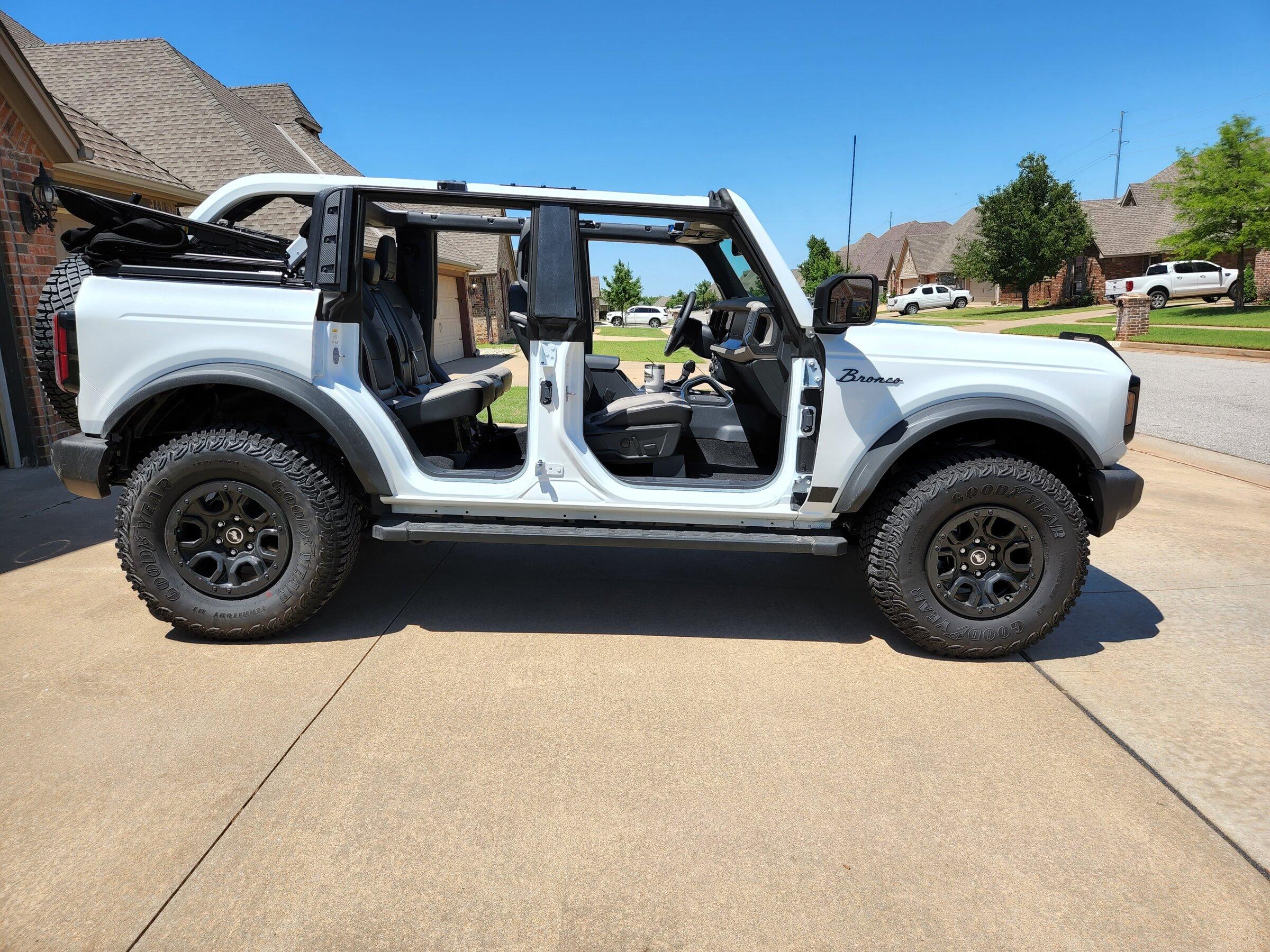 Ford Bronco Side Shot Saturday... 20220527_143158