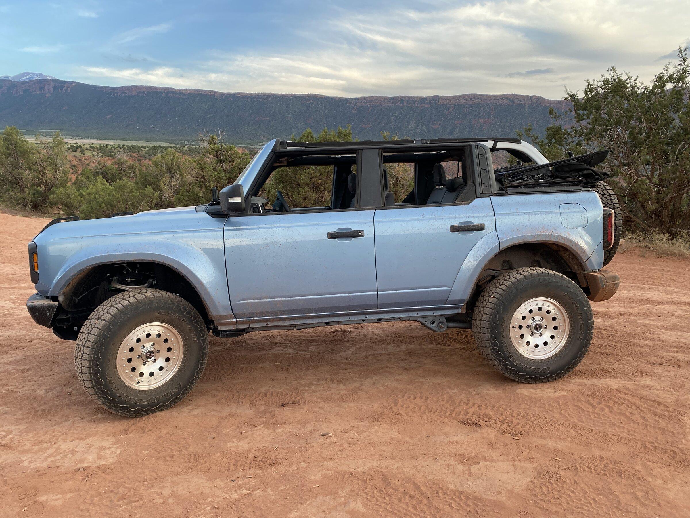 Ford Bronco {thread} {filename}
