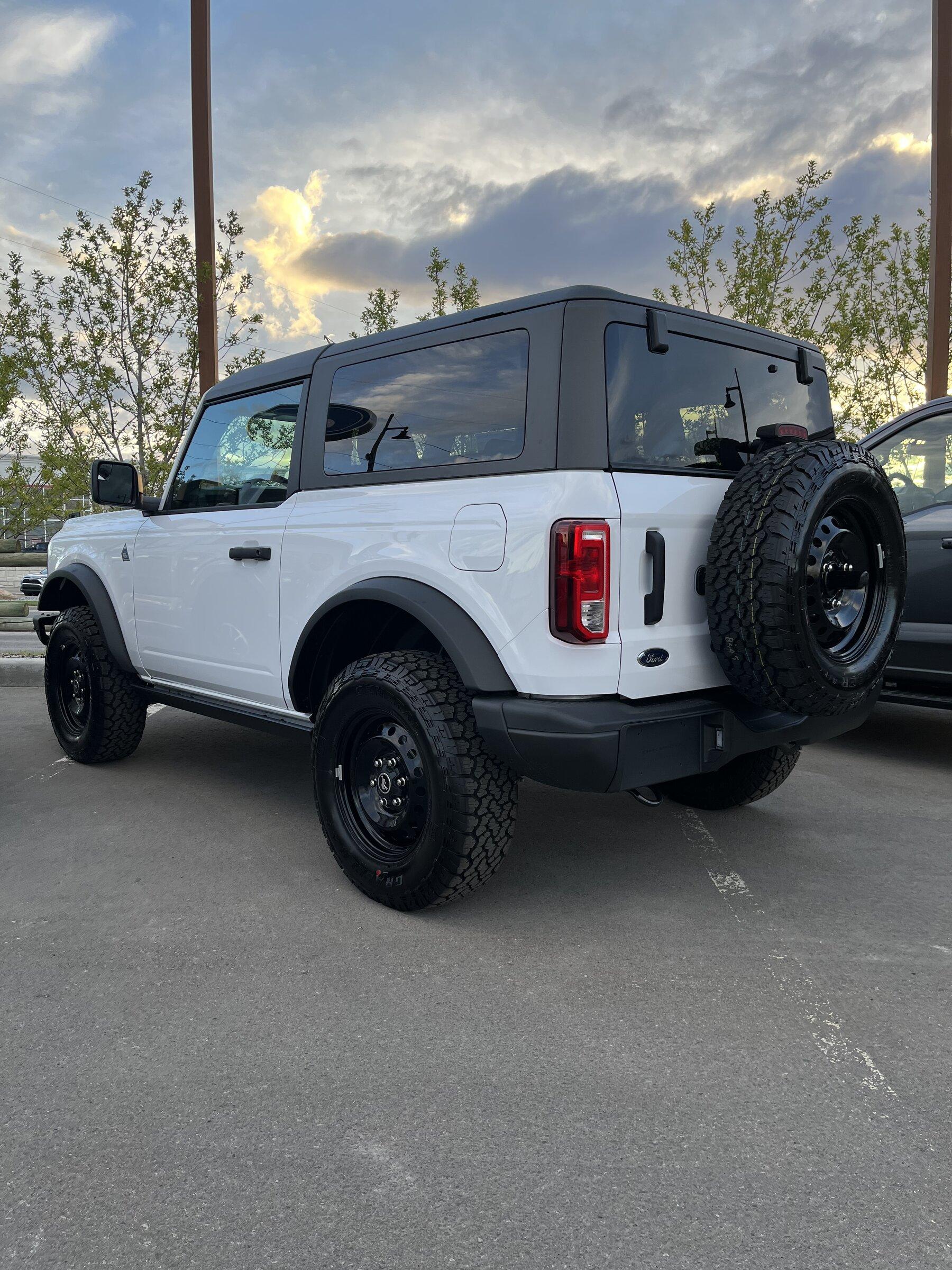 Ford Bronco Ultimate Black Diamond Non-Sasquatch pics thread 61F90B91-173F-45AD-8BEE-A98AC11765D0