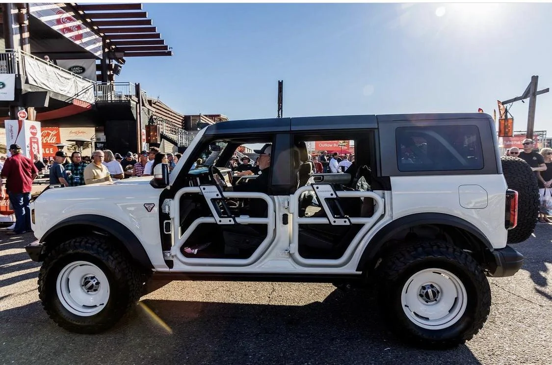 Ford Bronco Got my Ford Tube Doors secret part number and installed 6CD241F7-E5E8-4ABB-BE54-5F89A6333D82