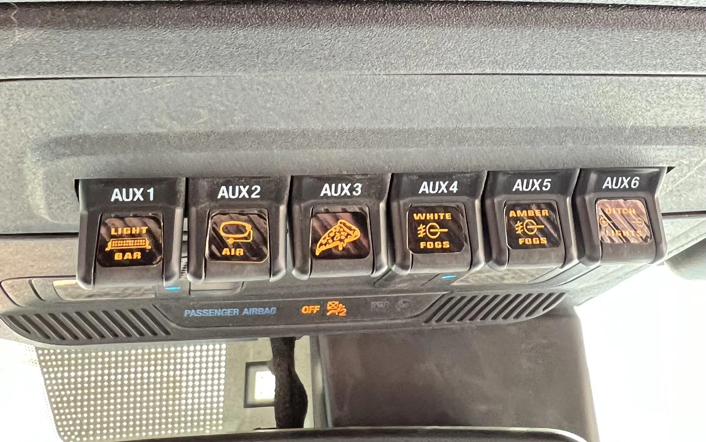 Ford Bronco Budros Bronco Badsquatch Build B700E285-BAFF-42BB-8B2F-00002513F464