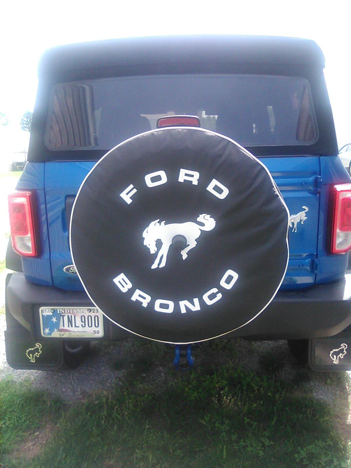 Ford Bronco 35" Spare Tire Cover? IMG_0034