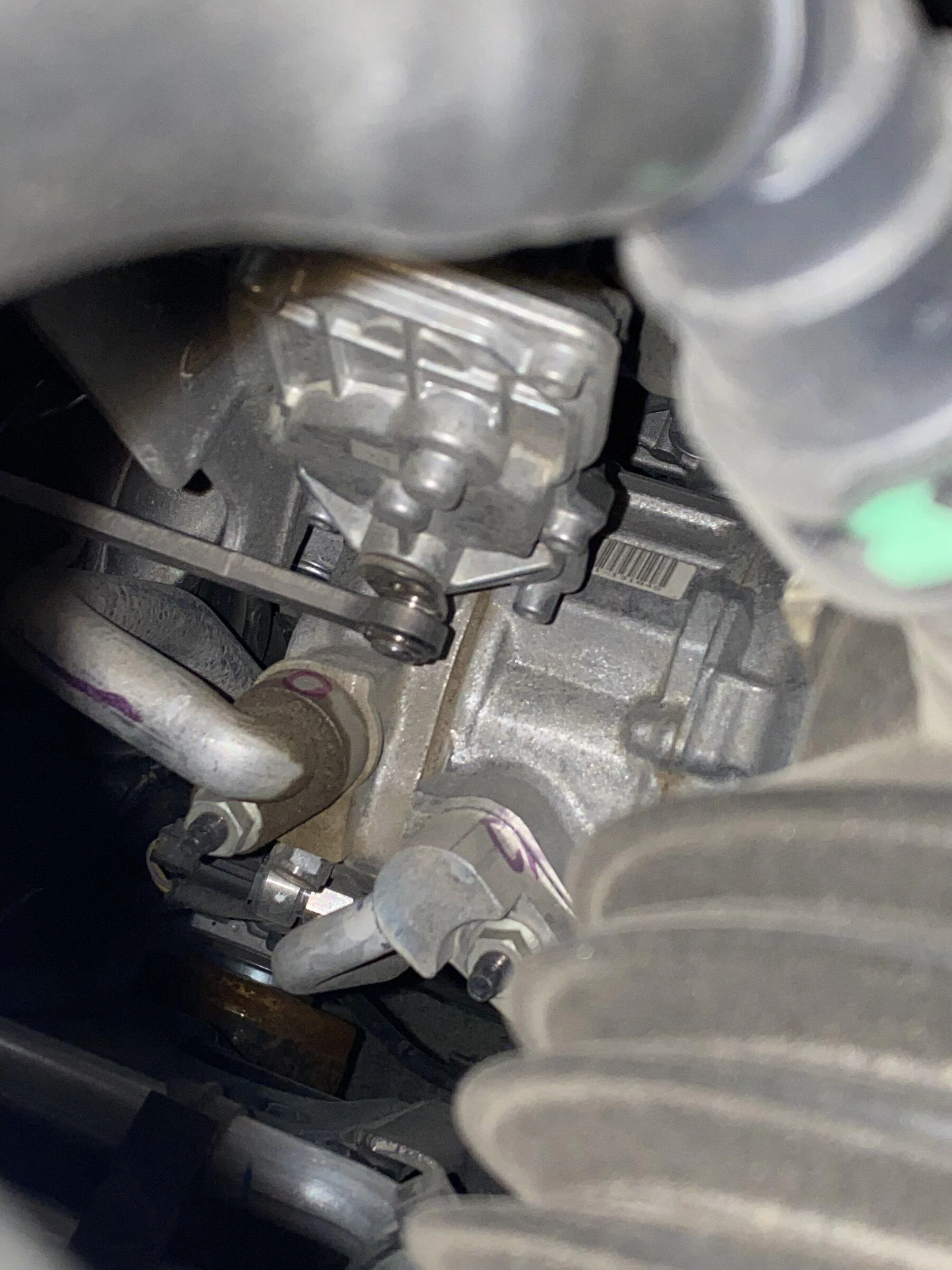 Ford Bronco AC Compressor Leak? tempImagei1LCcz