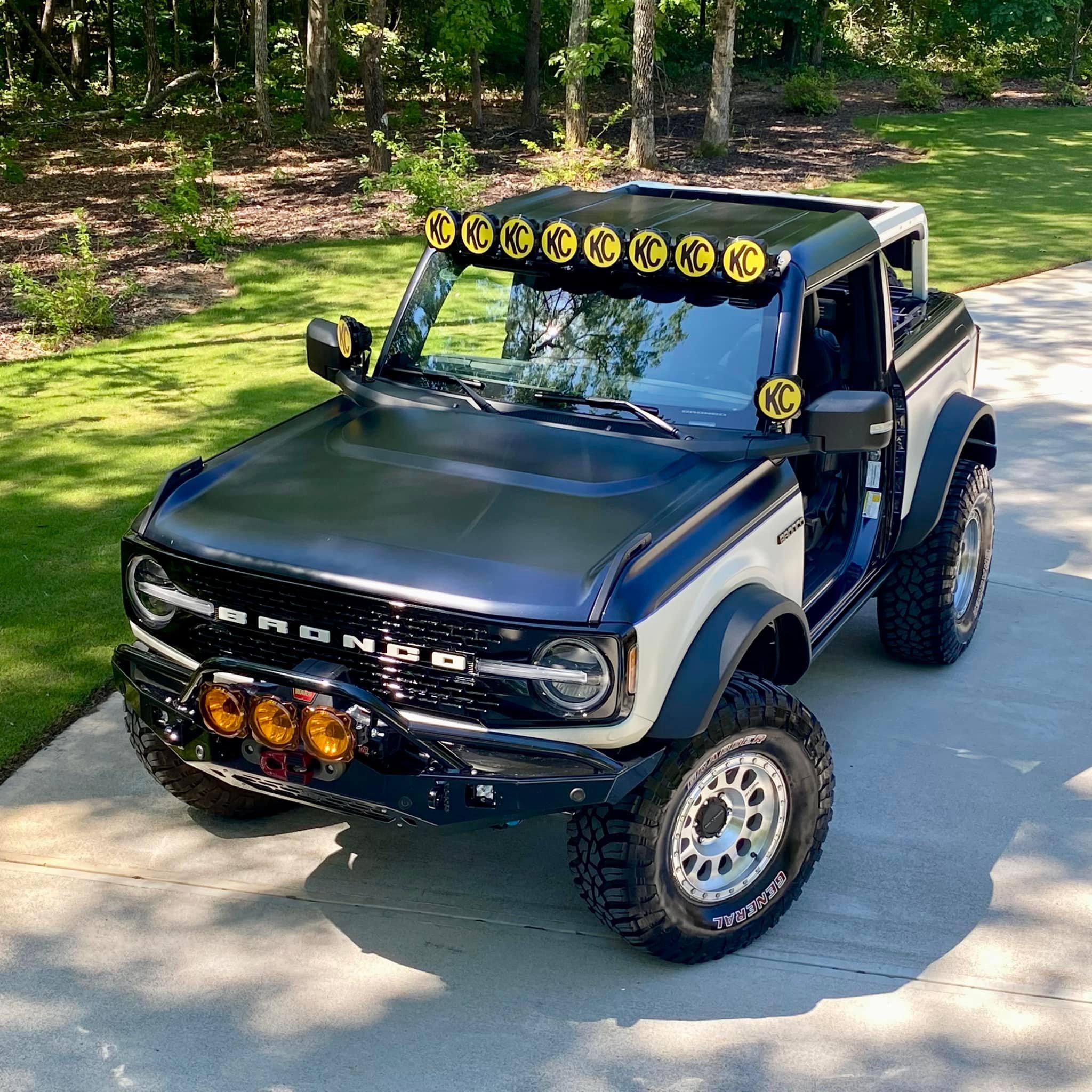 Ford Bronco RetroMod Bronco Build 284909532_5119474671465005_7262752746612002192_n