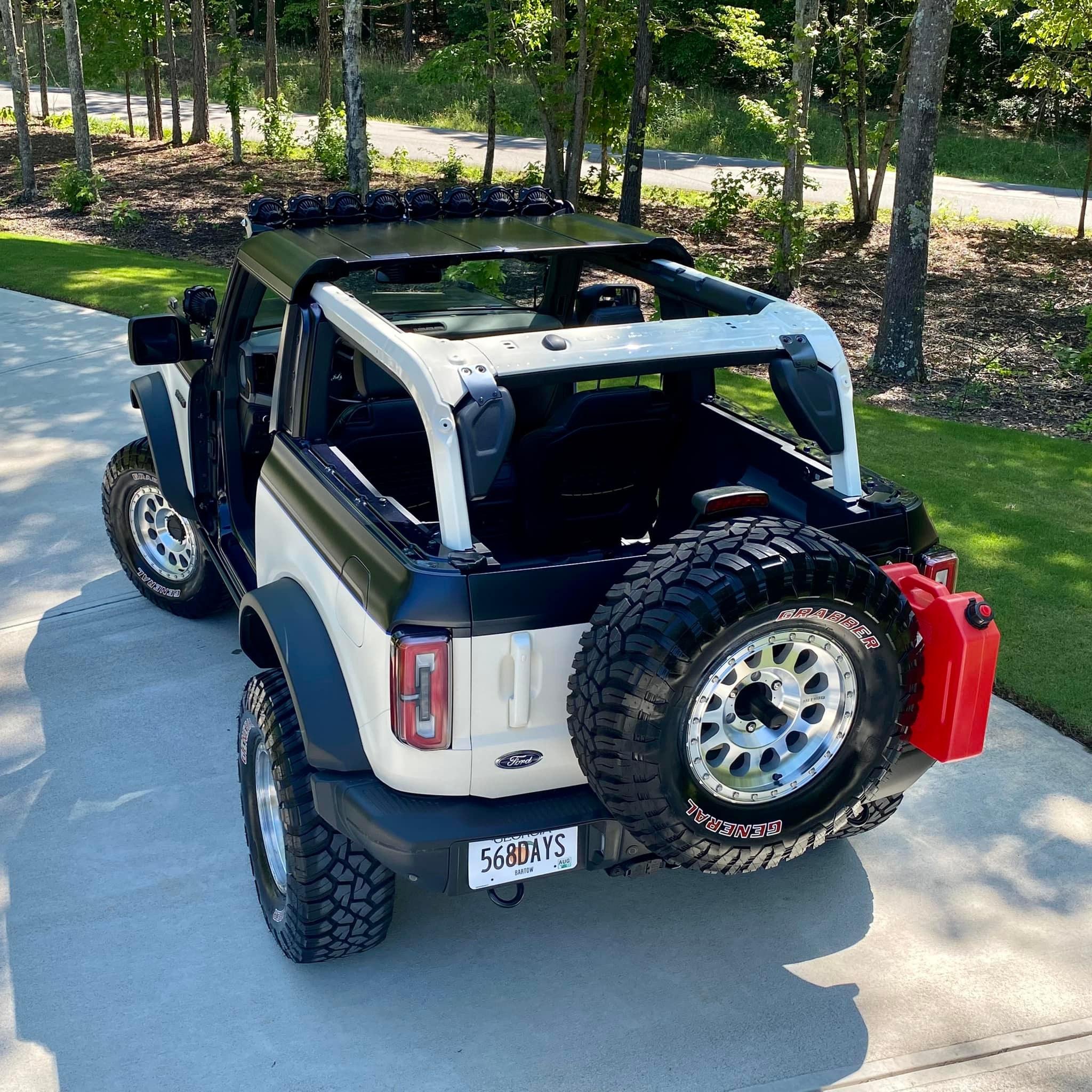 Ford Bronco RetroMod Bronco Build 5060896_5119474574798348_3192425410593435390_n-