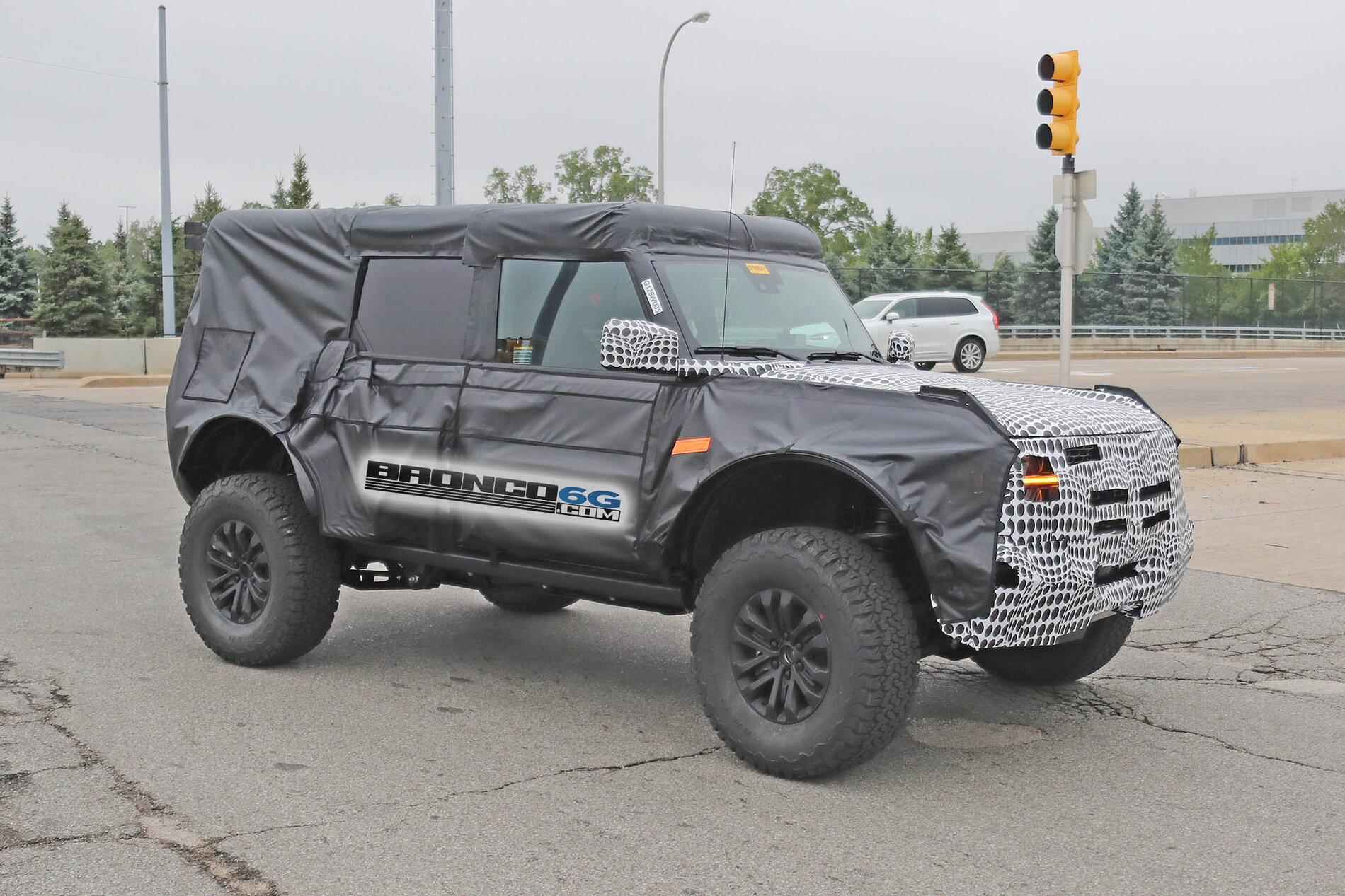 Ford Bronco Bronco Raptor / Warthog Prototype Spied Testing in Michigan! 2022-Ford-Bronco_Raptor_007-Wartho