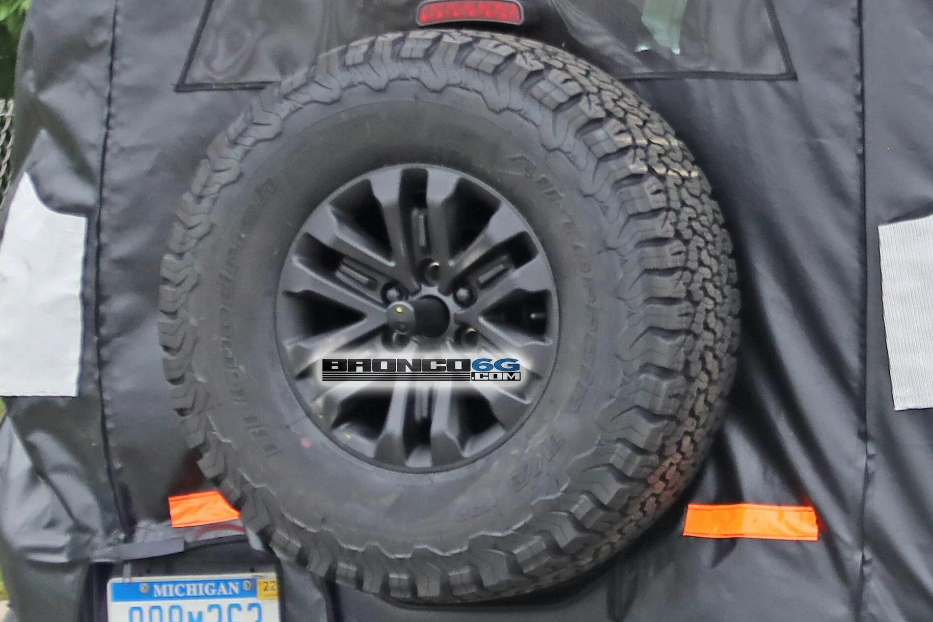Ford Bronco Bronco Raptor / Warthog Prototype Spied Testing in Michigan! 2022-Ford-Bronco_Raptor_015-Warthog