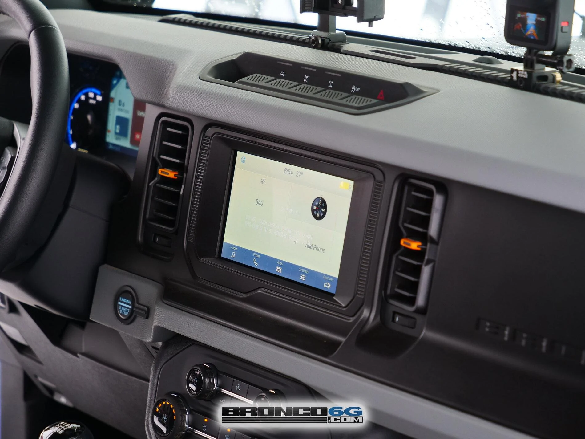 Ford Bronco Instrumentation panel in different trims o-badlands-at-bronco-west-celebration-p1011442-jpg