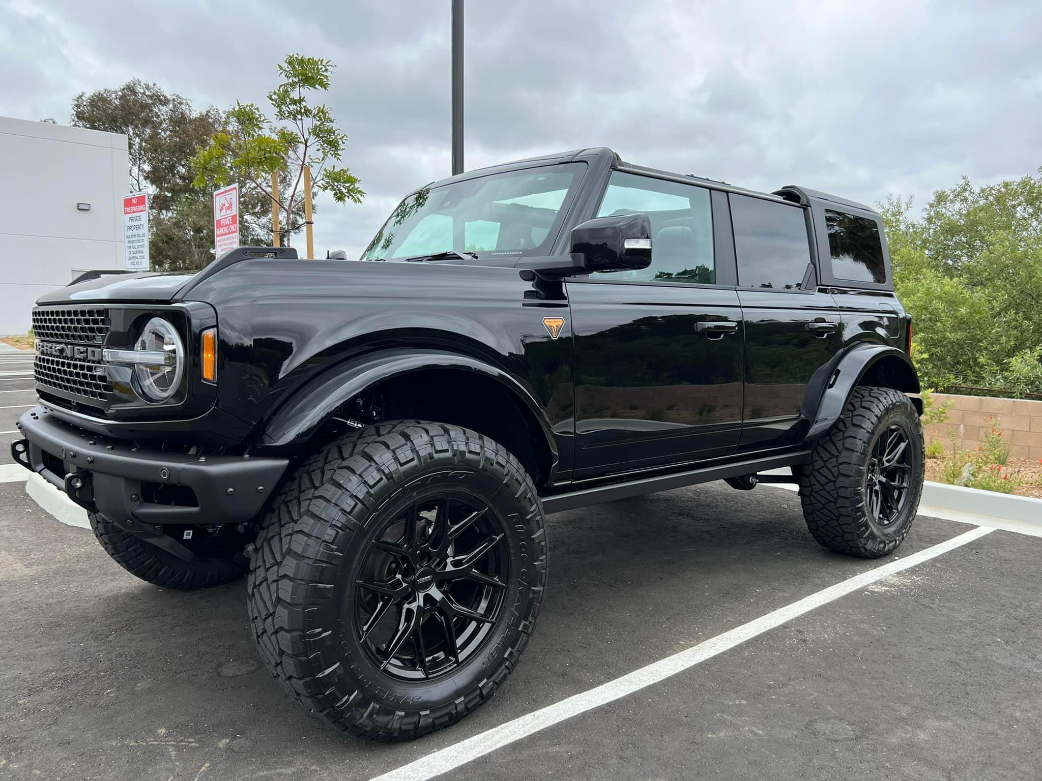 Ford Bronco SHADOW BLACK Bronco Club 284804340_10228530598396972_731726283462352702_n