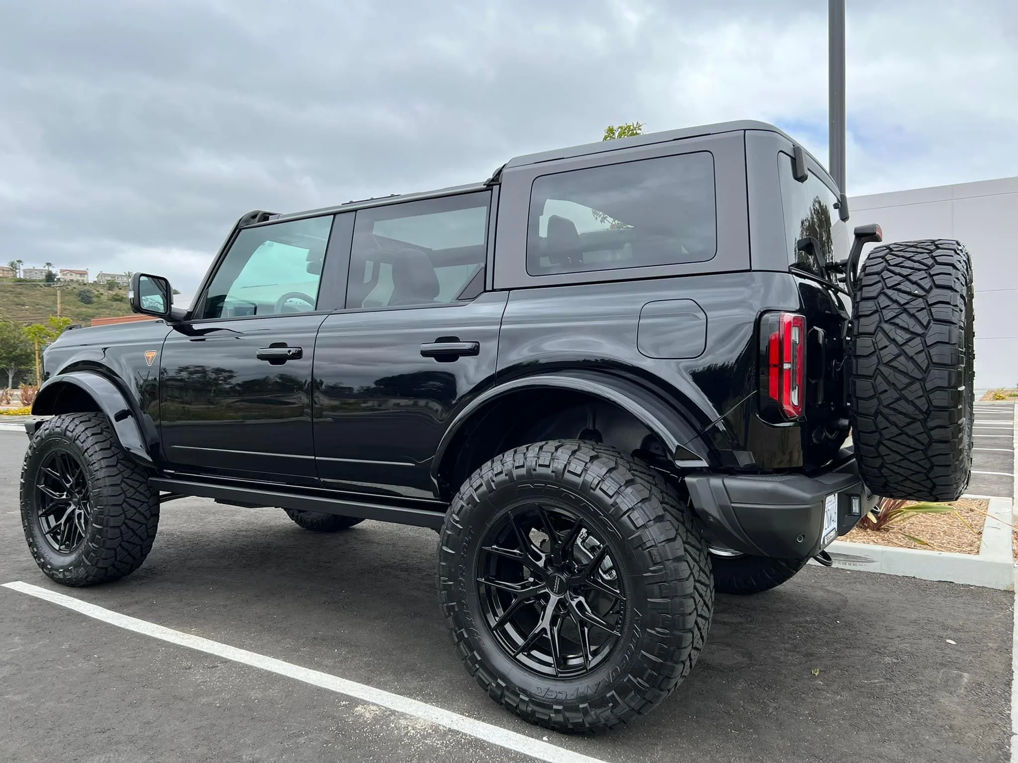 Ford Bronco SHADOW BLACK Bronco Club 284708976_10228530597516950_7217164453333289673_n