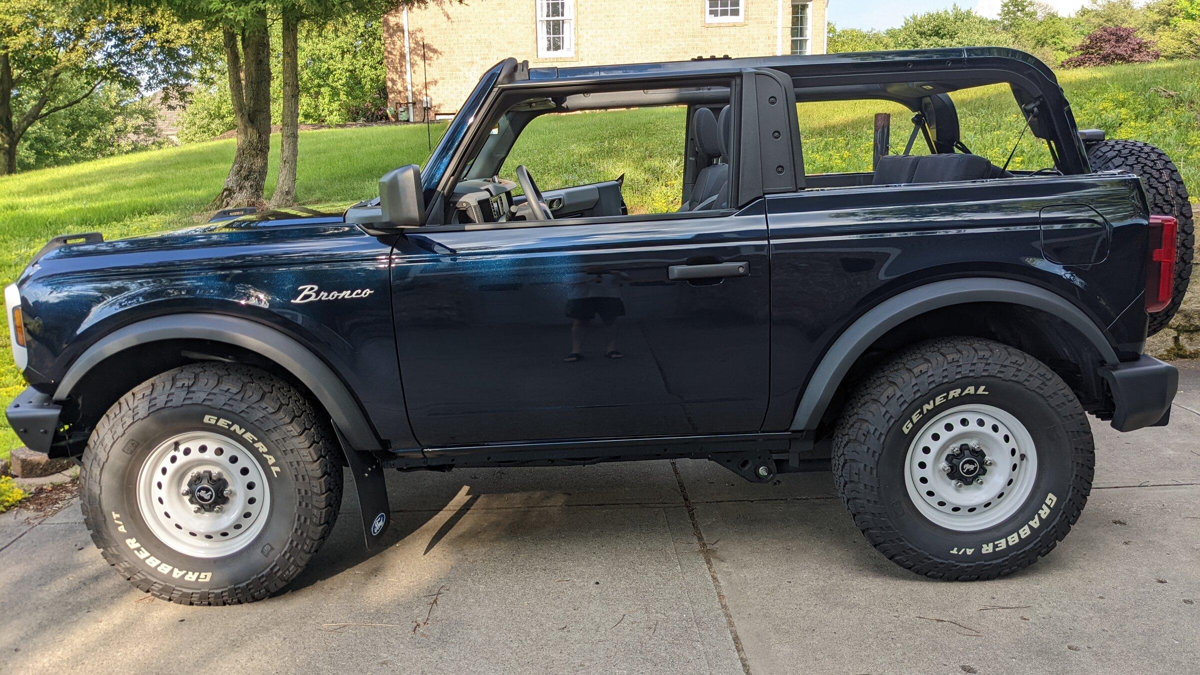 Ford Bronco Show 33's some love picture thread PXL_20220531_221302144