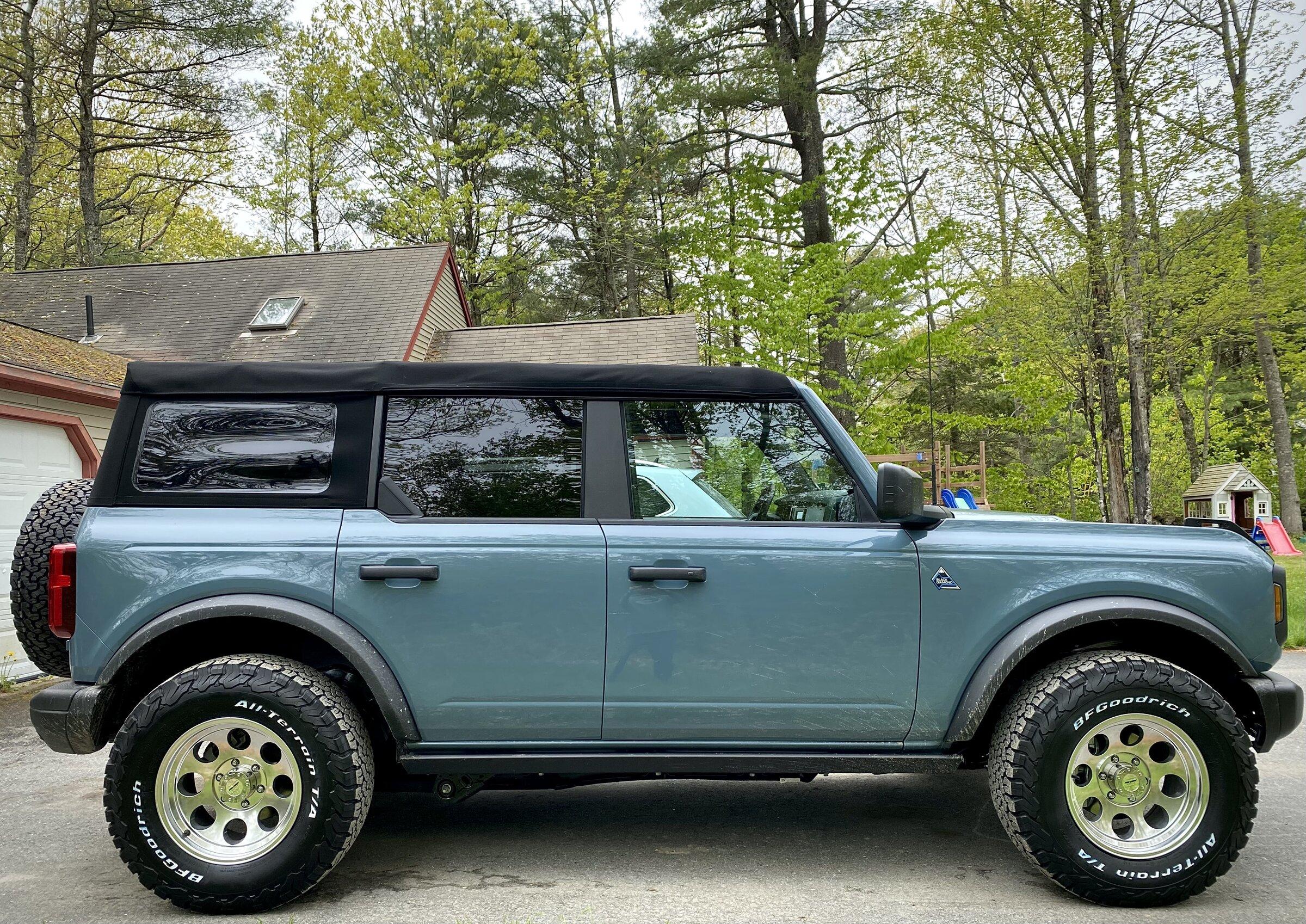 Ford Bronco Show 33's some love picture thread BroncoSideShot