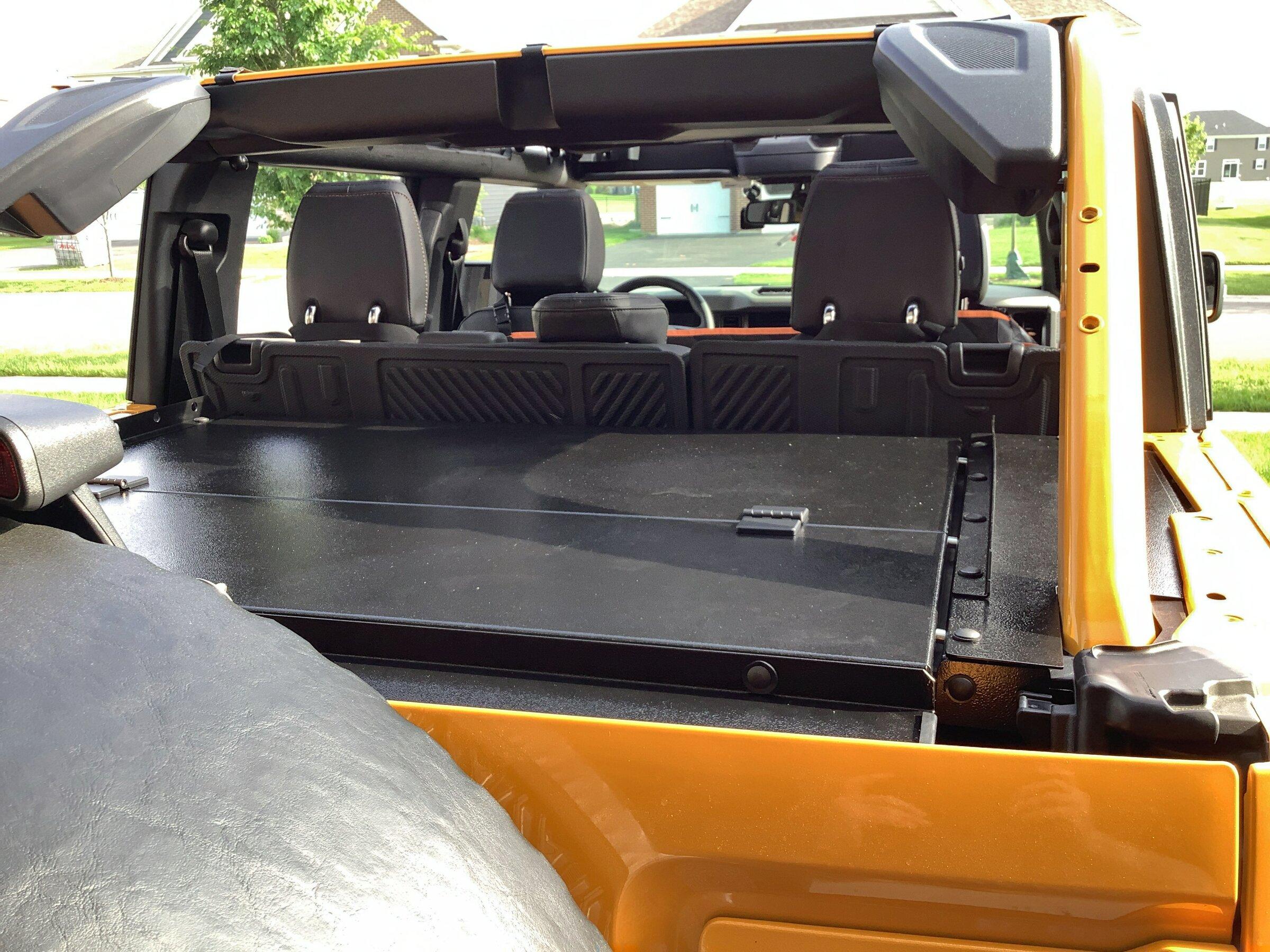 Ford Bronco Bronco Slipstream Security Enclosure 00DD43A1-DE64-40BF-9530-B69180E0C0DC
