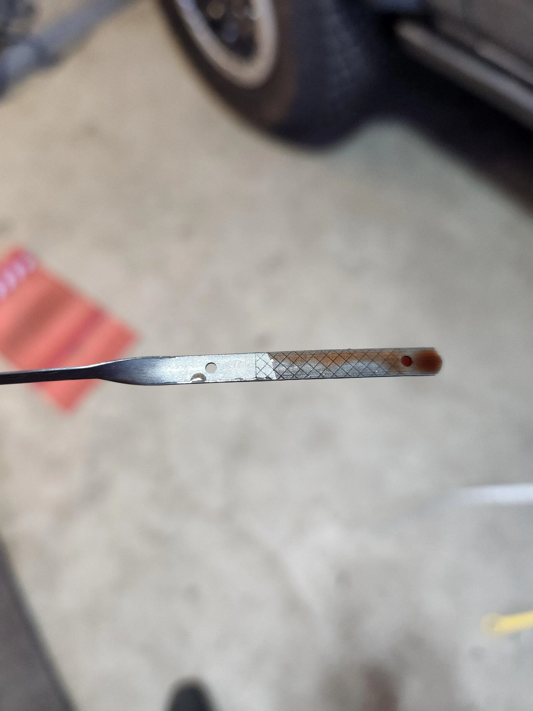 Ford Bronco New correct dipstick (here's part number) solves 2.7L 7-quarts engine oil capacity / maximum fill amount mystery! 🕵🏻‍♂️ 20220601_162733