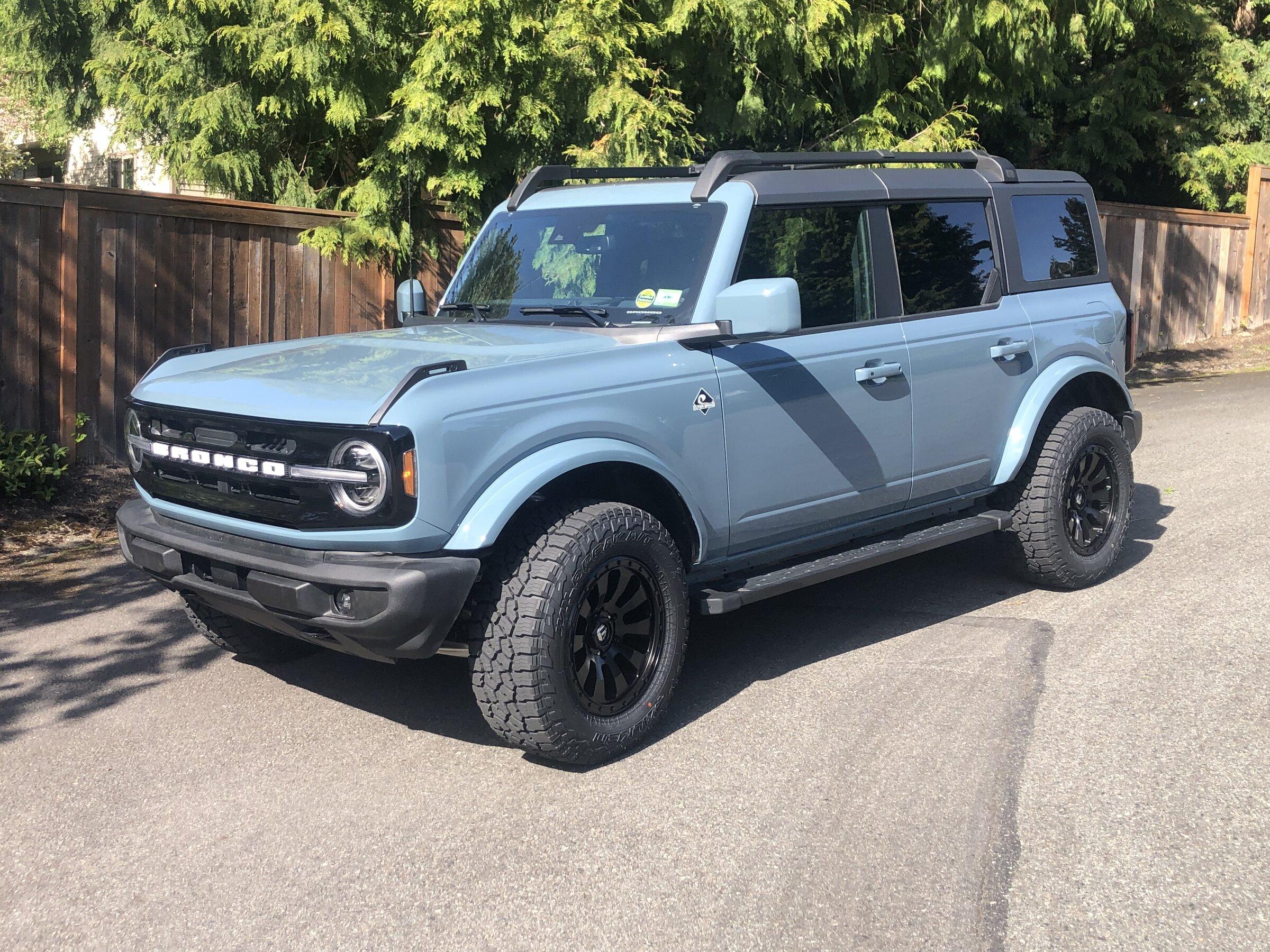 Ford Bronco Show 33's some love picture thread F48F686C-EA97-4E2D-8642-193F92AAE17C