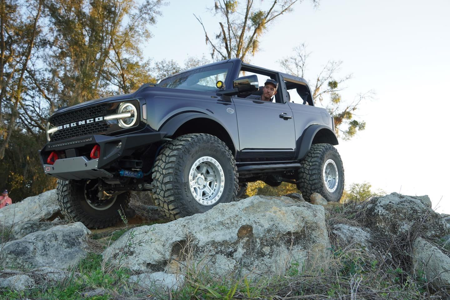 Ford Bronco SRQ Fabrications 2Dr AMB Wildtrak Bronco Build 6BCB6773-5F3E-4E6E-9623-729C8C75DDE9