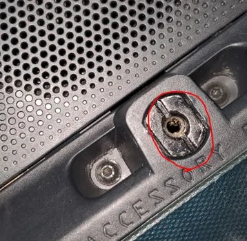 Ford Bronco The accessory ready dash mount is trash! ARDM Bolt